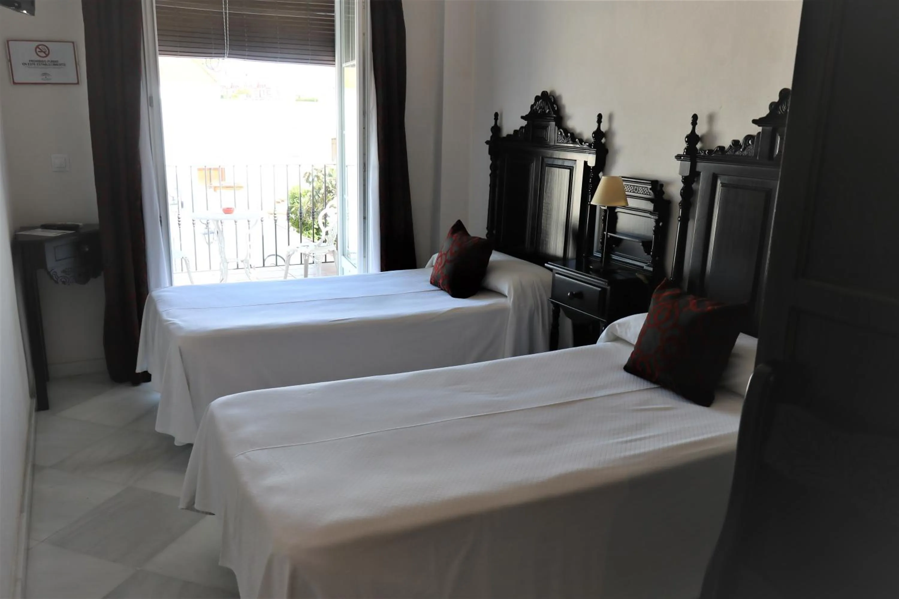 Bed in Hostal Ciudad Trigueros