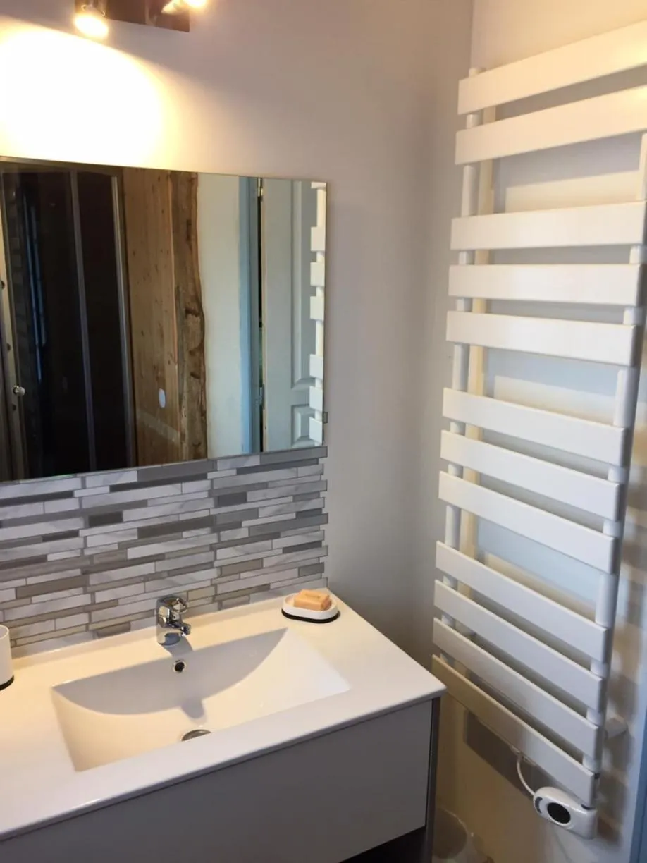 Bathroom in Campagn'Art