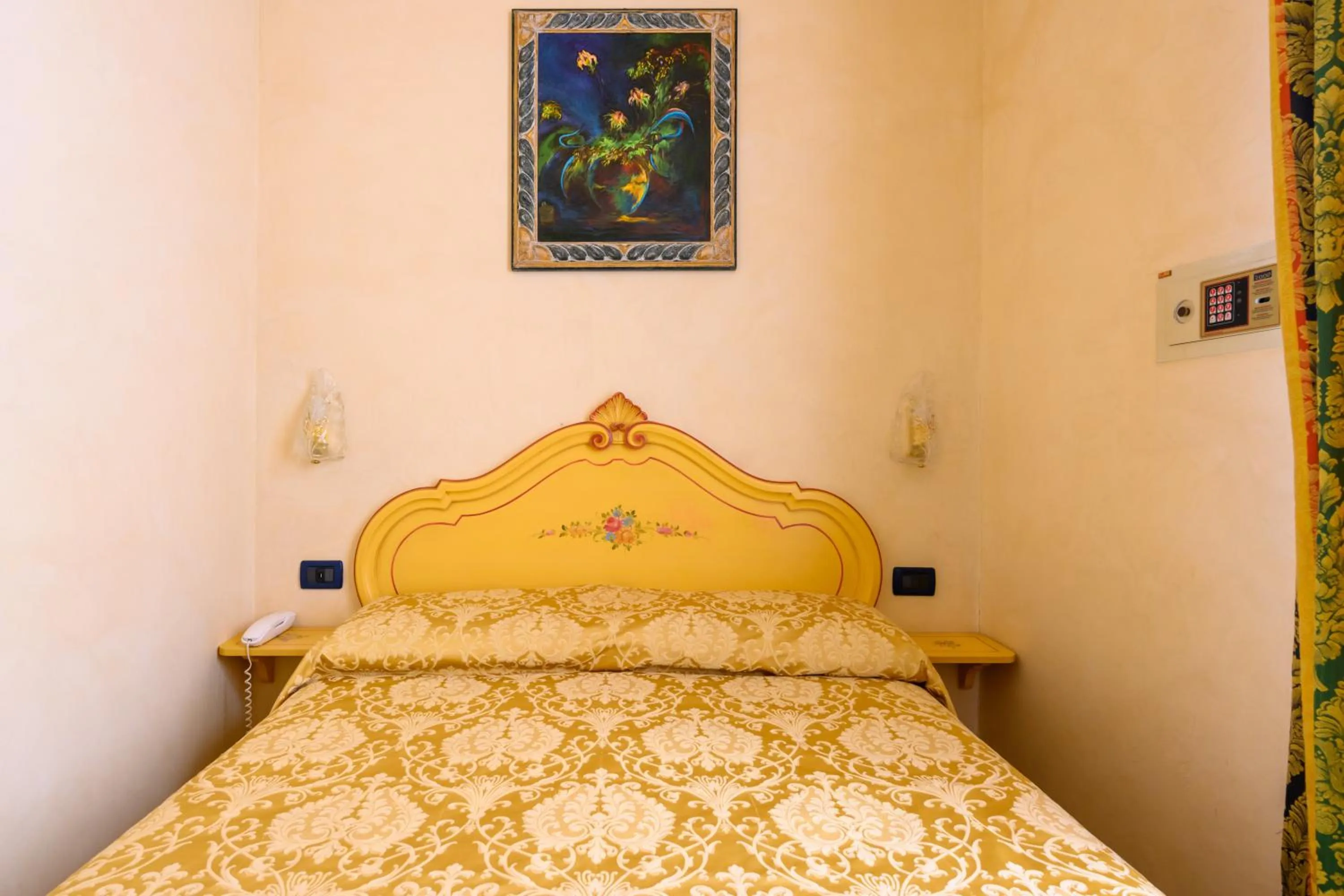 Bed in Residenza Ca' San Marco