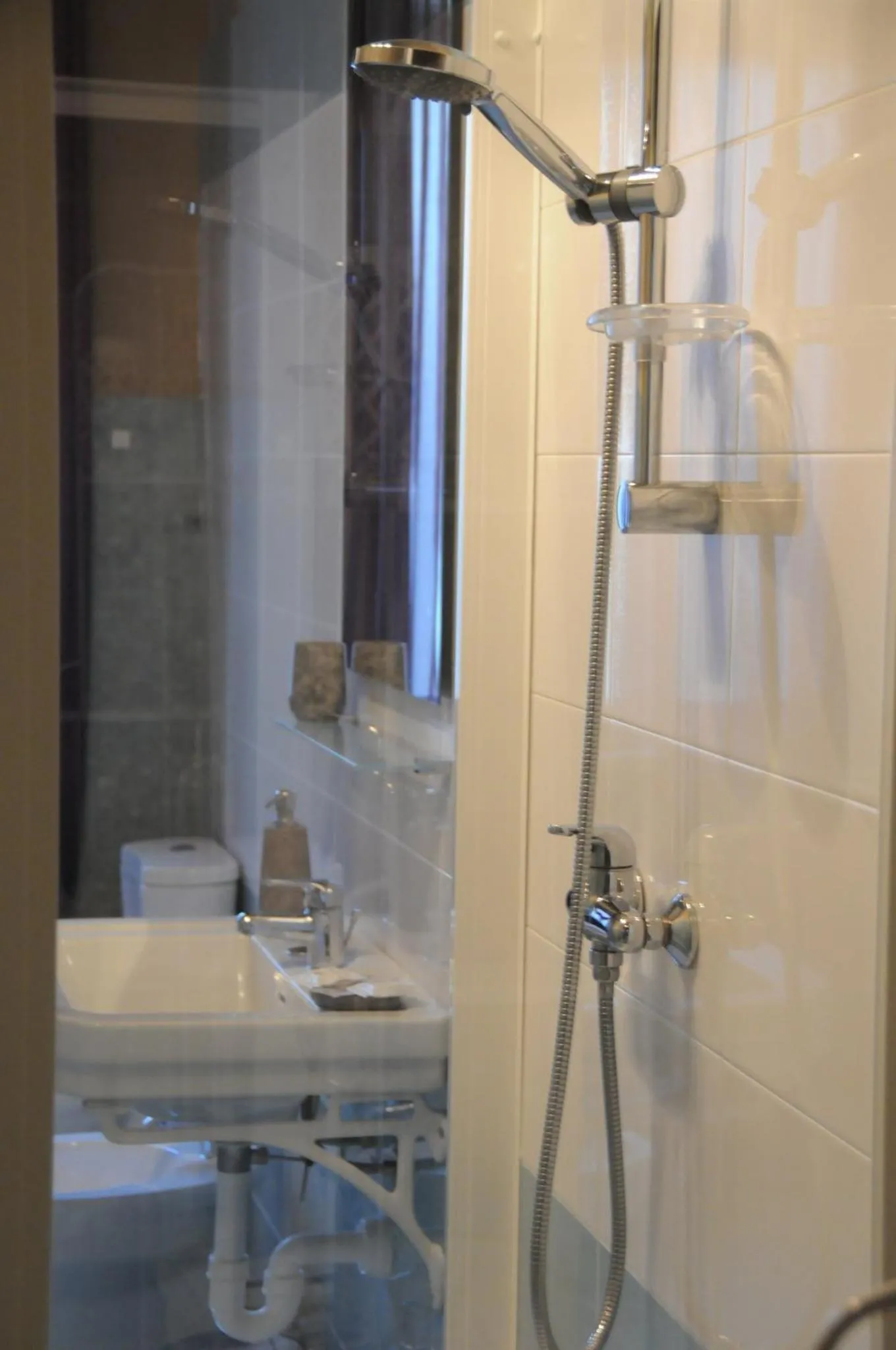 Shower in B&B Quo Vadis Arena
