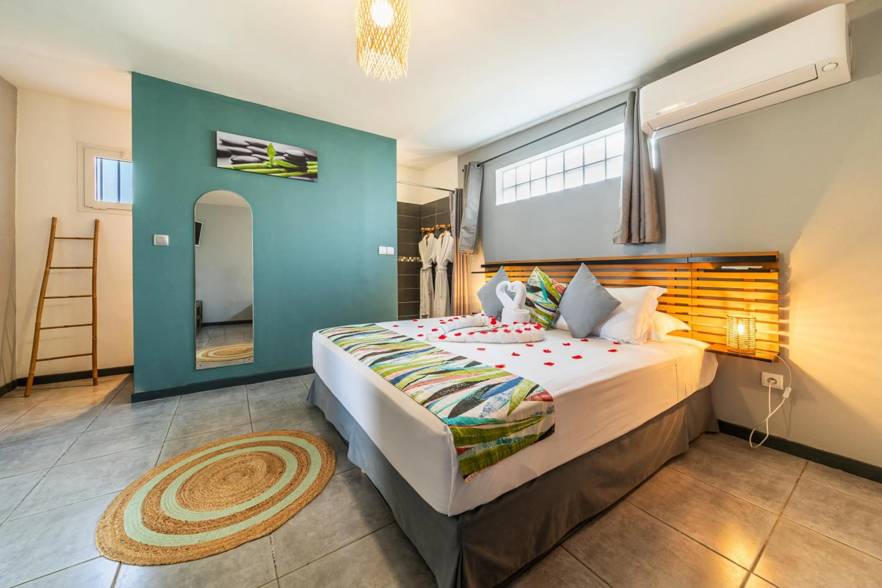 Bed in Hotel Exsel Victoria