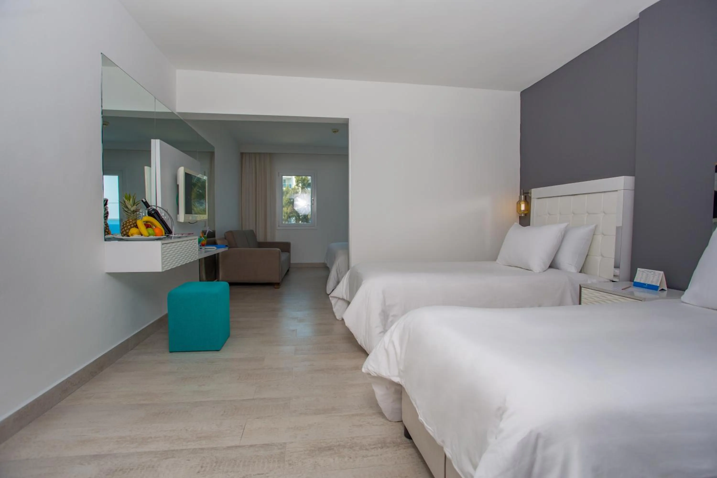 Photo of the whole room, Bed in Le Bleu Hotel & Resort Kusadasi