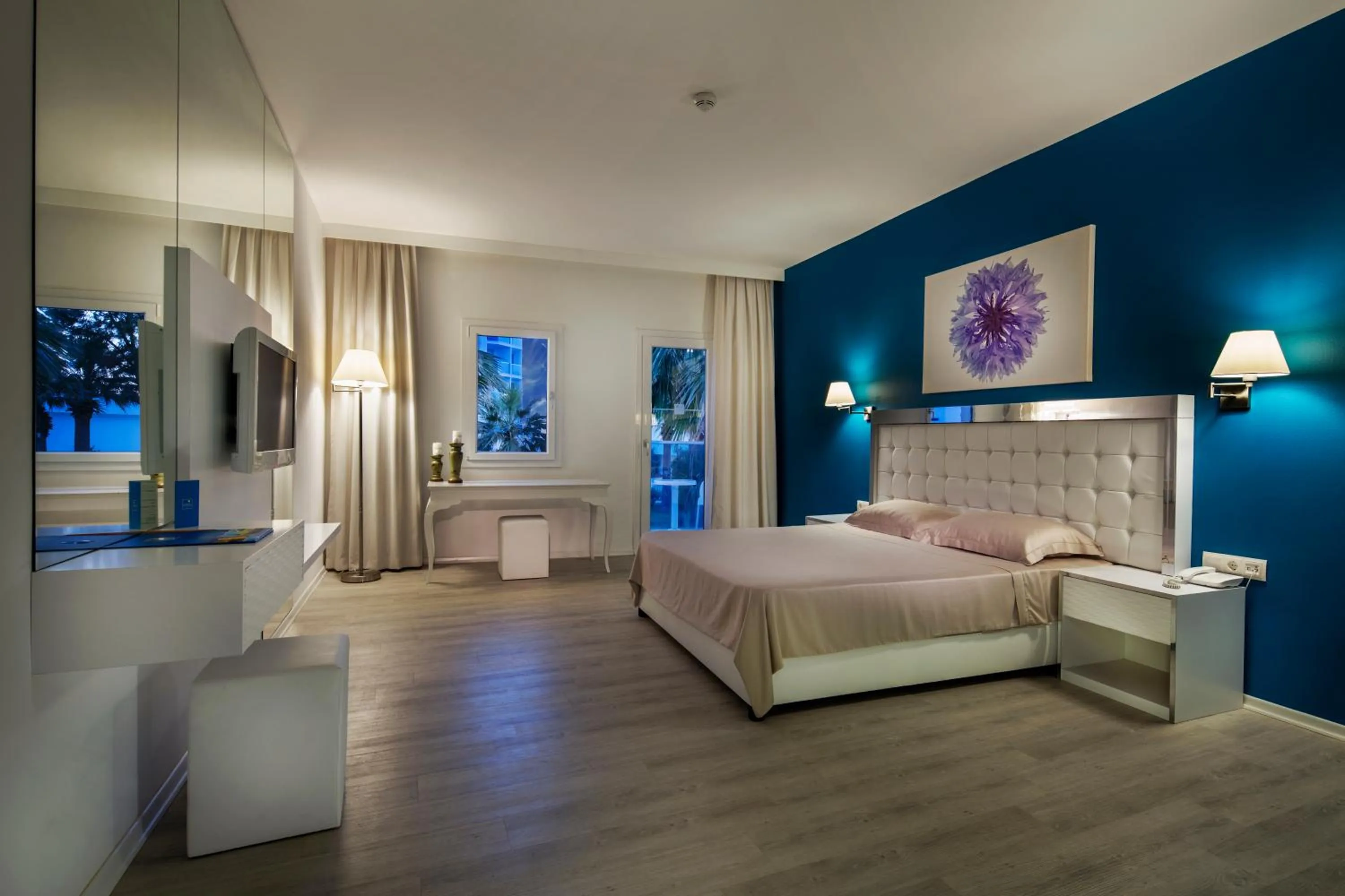 Bedroom, Bed in Le Bleu Hotel & Resort Kusadasi