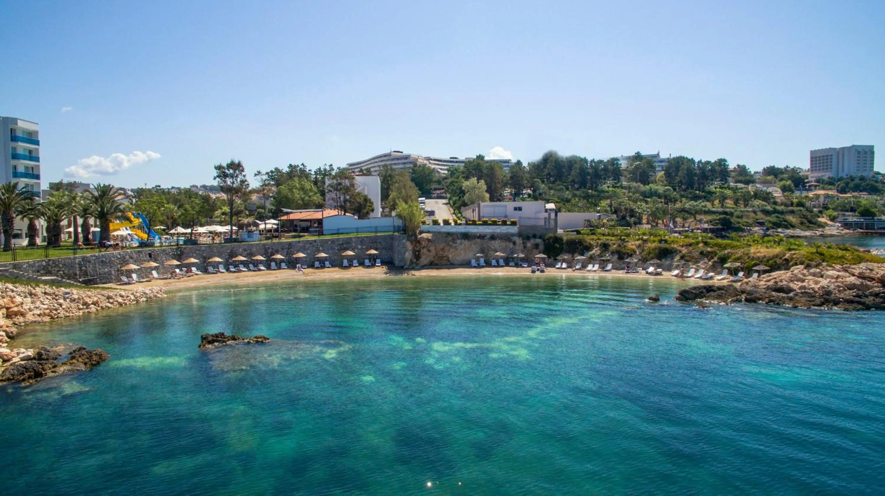 Beach in Le Bleu Hotel & Resort Kusadasi