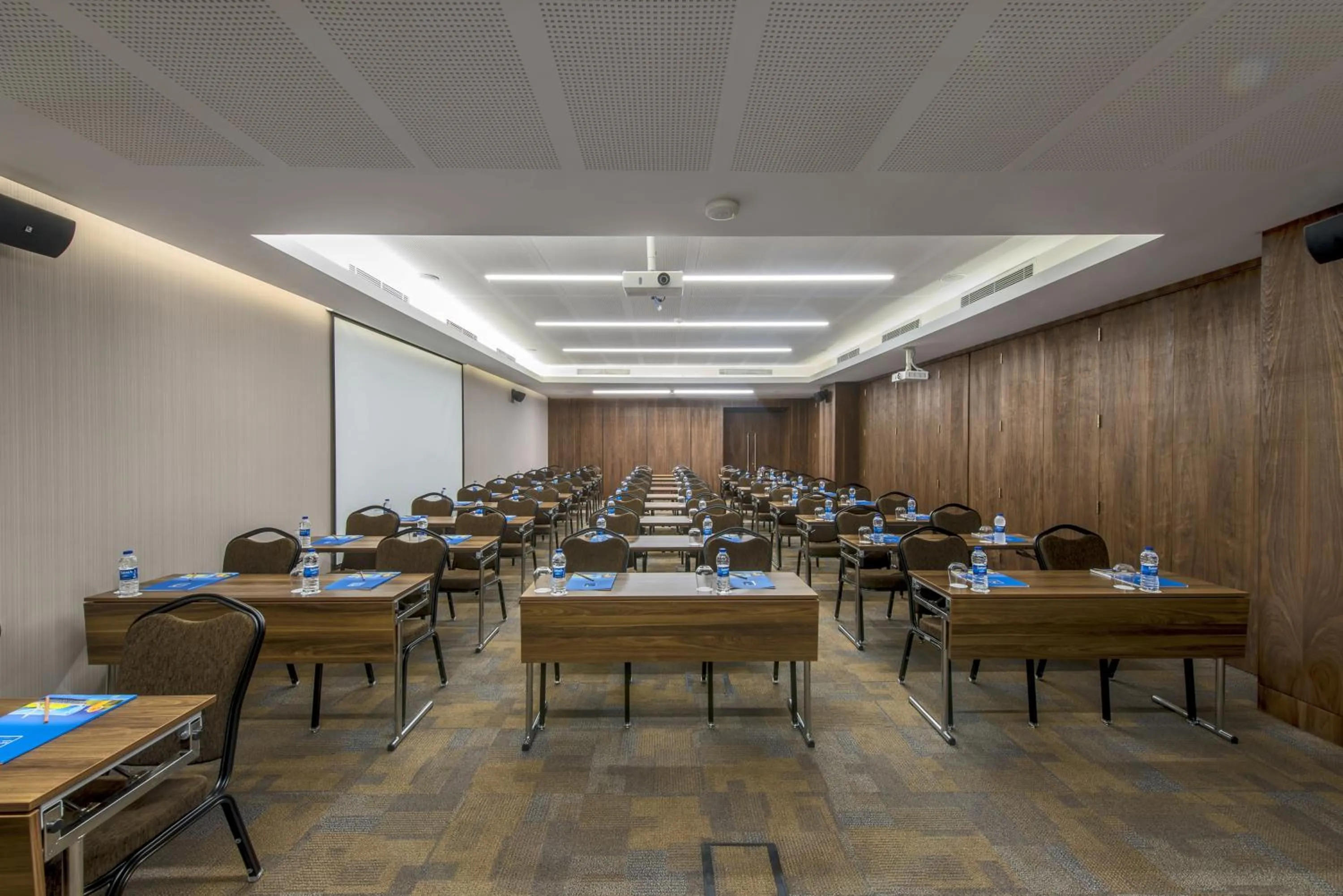 Meeting/conference room in Le Bleu Hotel & Resort Kusadasi