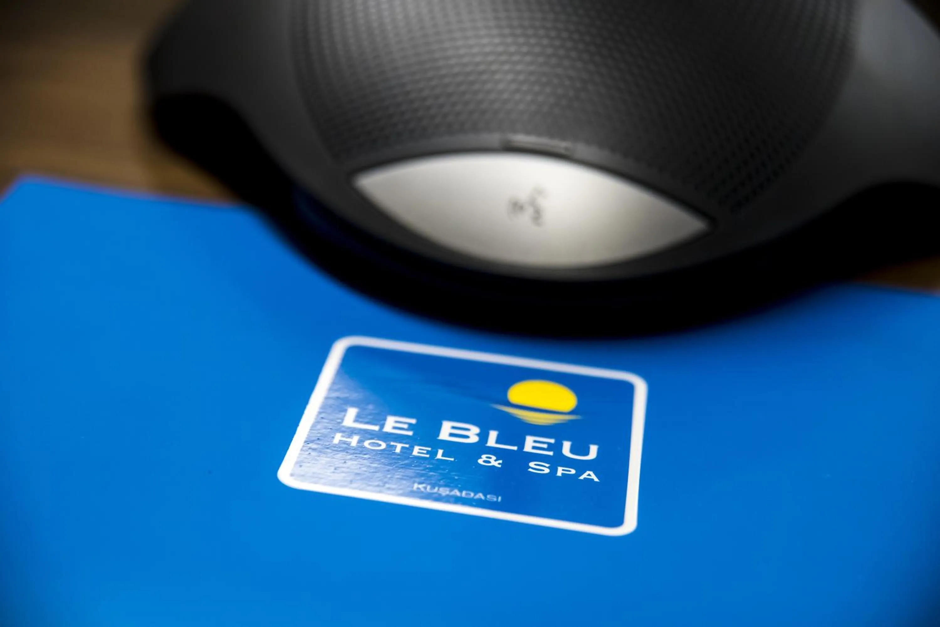 Communal lounge/ TV room in Le Bleu Hotel & Resort Kusadasi