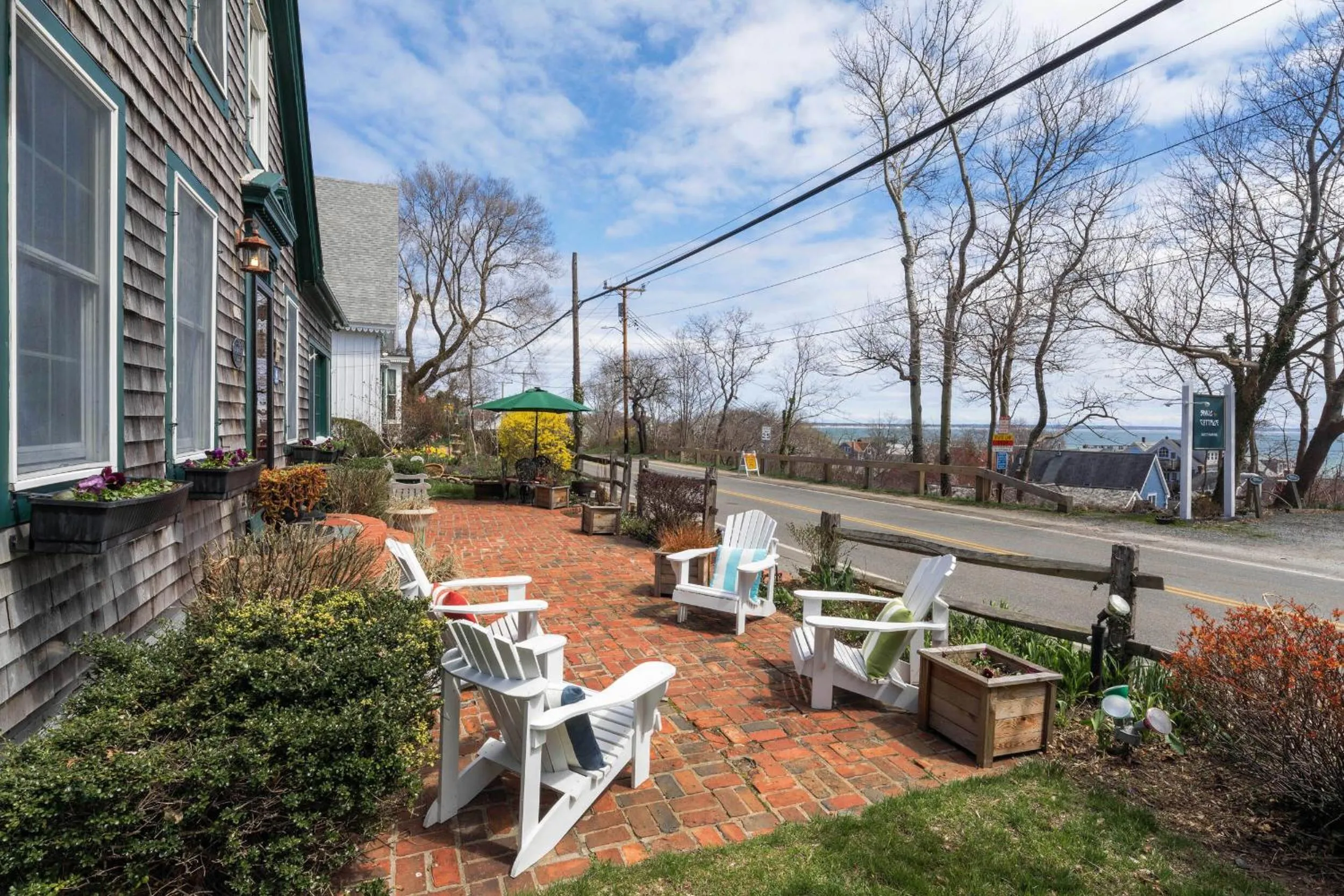 Property building in Snug Cottage