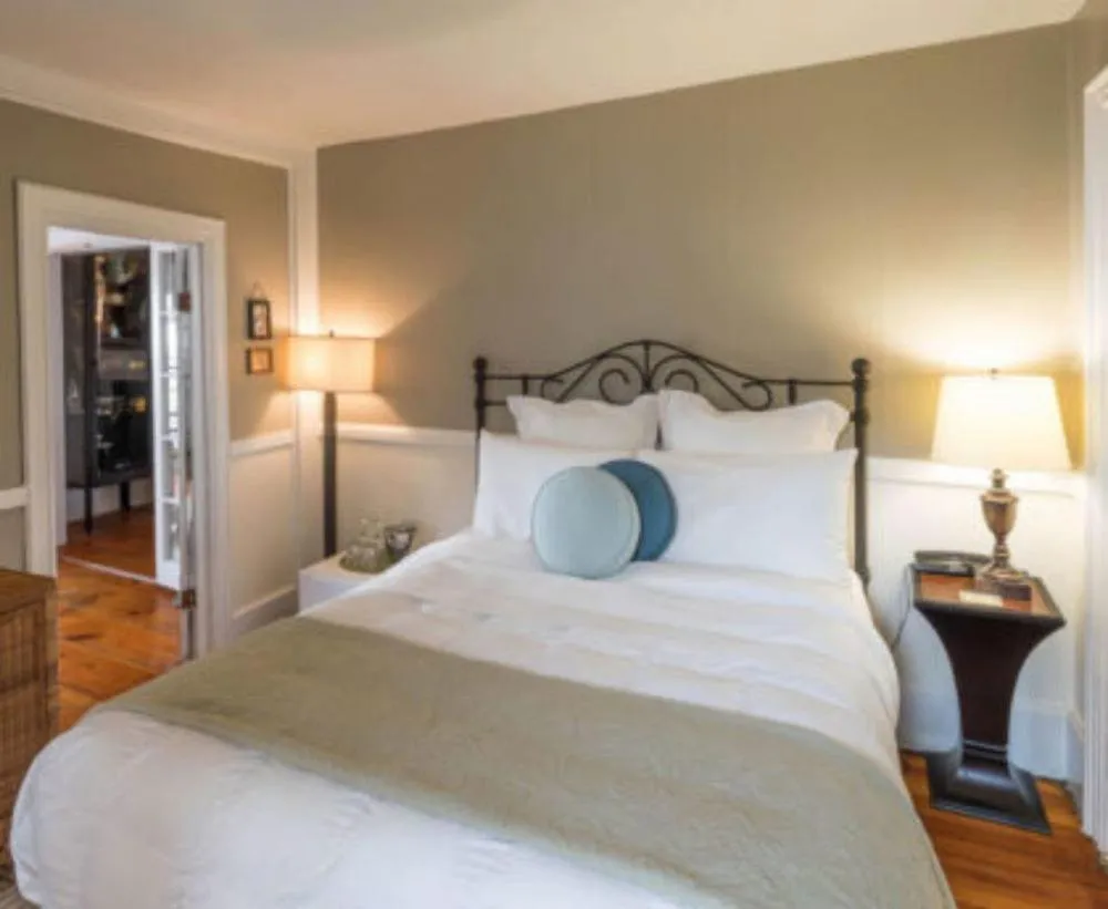 Other, Bed in Snug Cottage