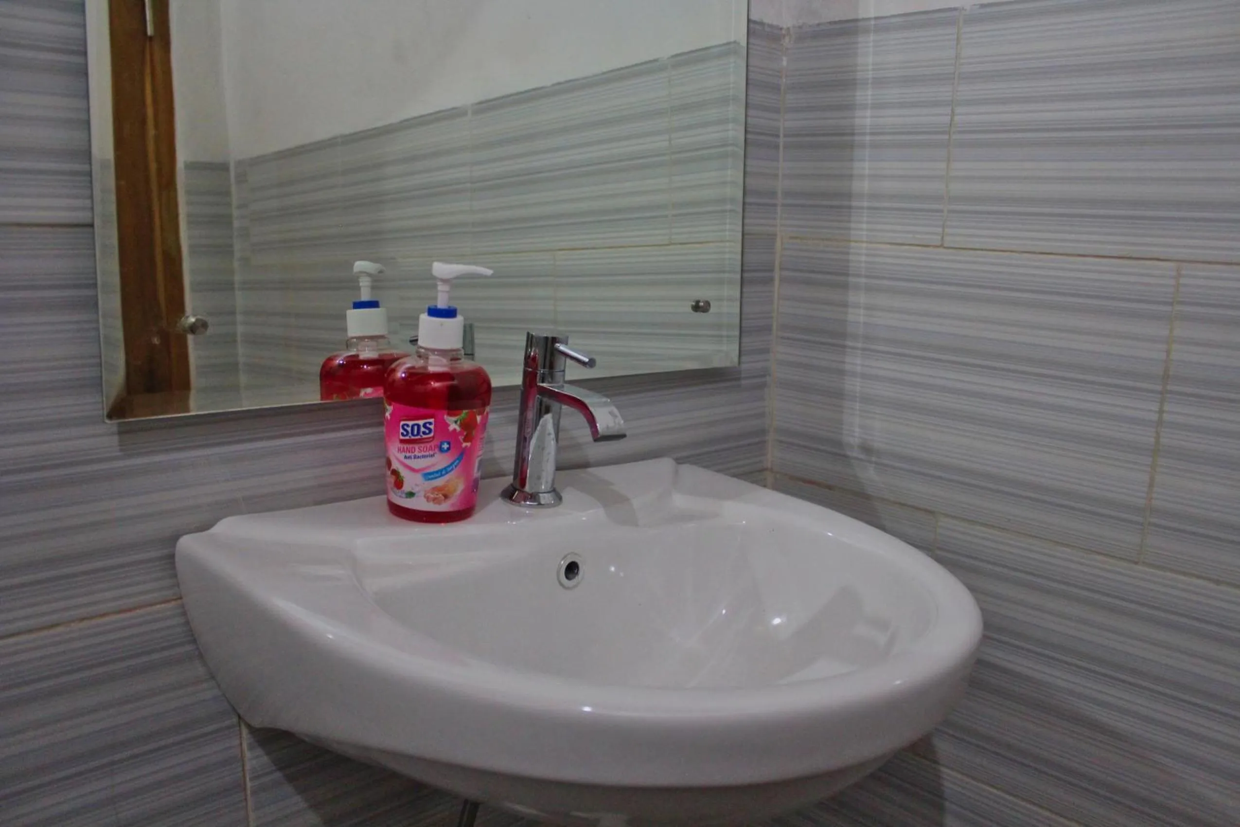 Bathroom in Prasi Sunset Bungalows