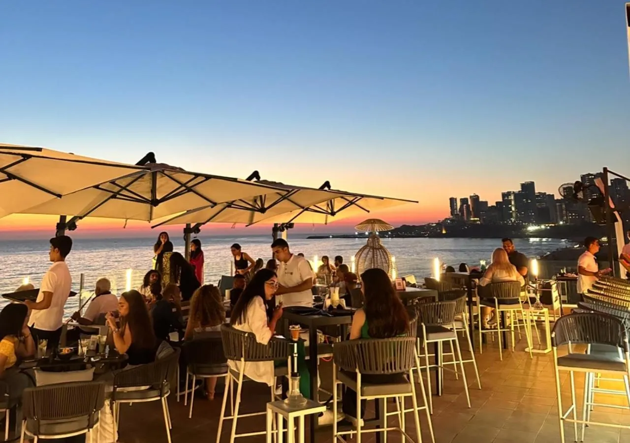 Restaurant/places to eat in Lancaster Eden Bay