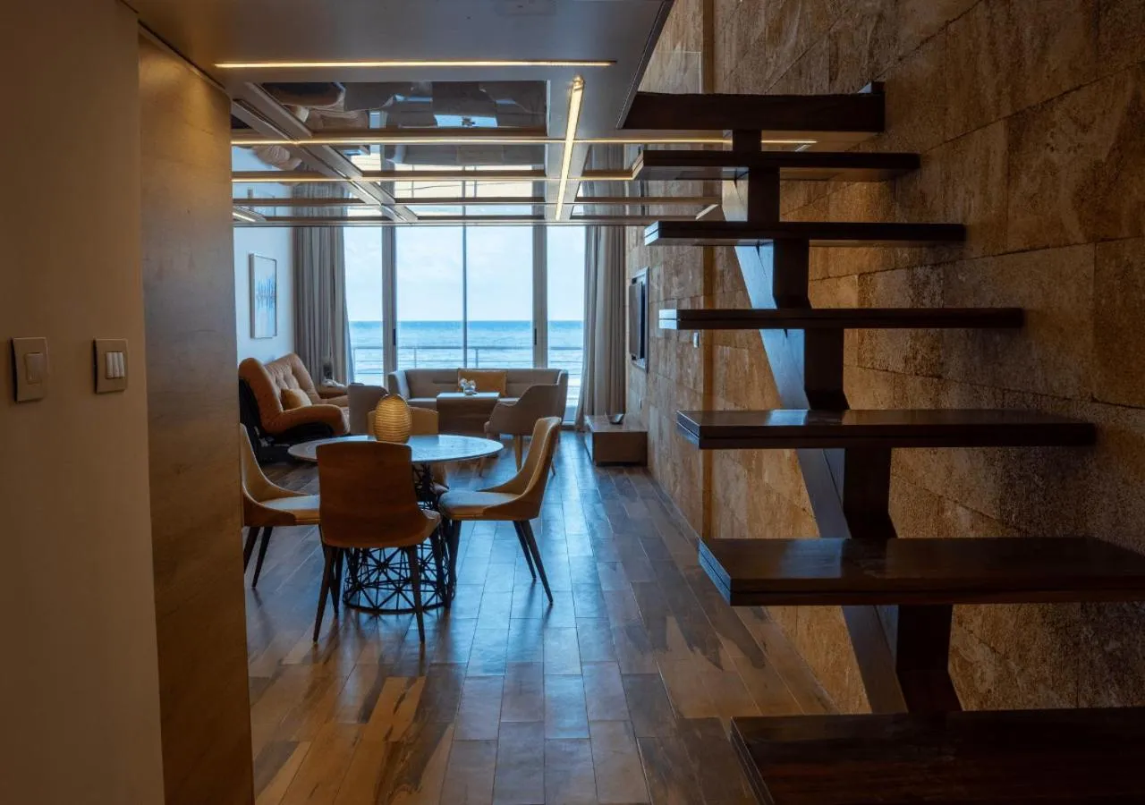 Seating area in Lancaster Eden Bay