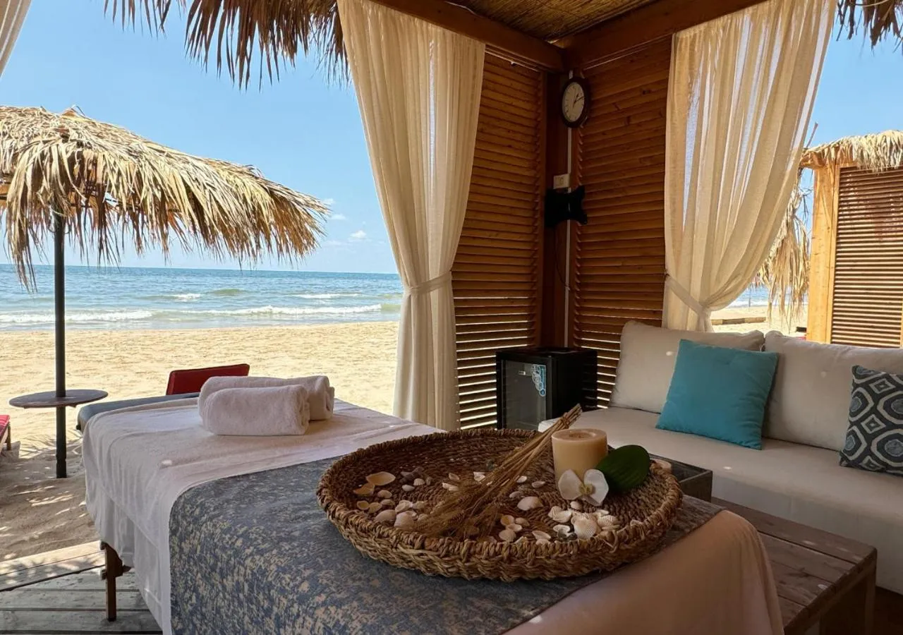 Beach in Lancaster Eden Bay