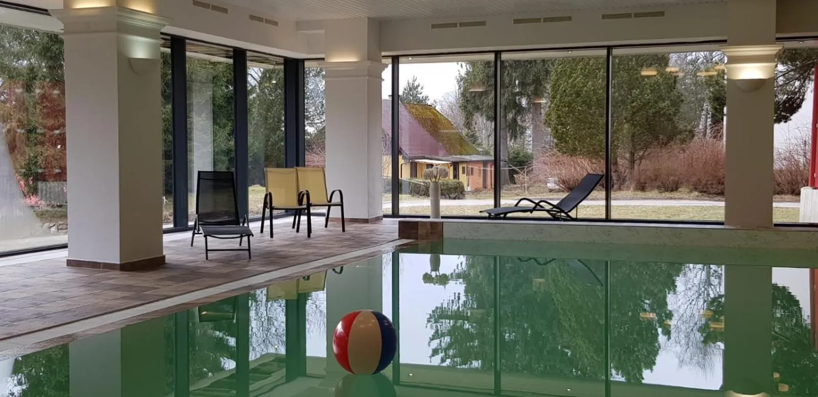 Swimming pool in Fontána Lipno