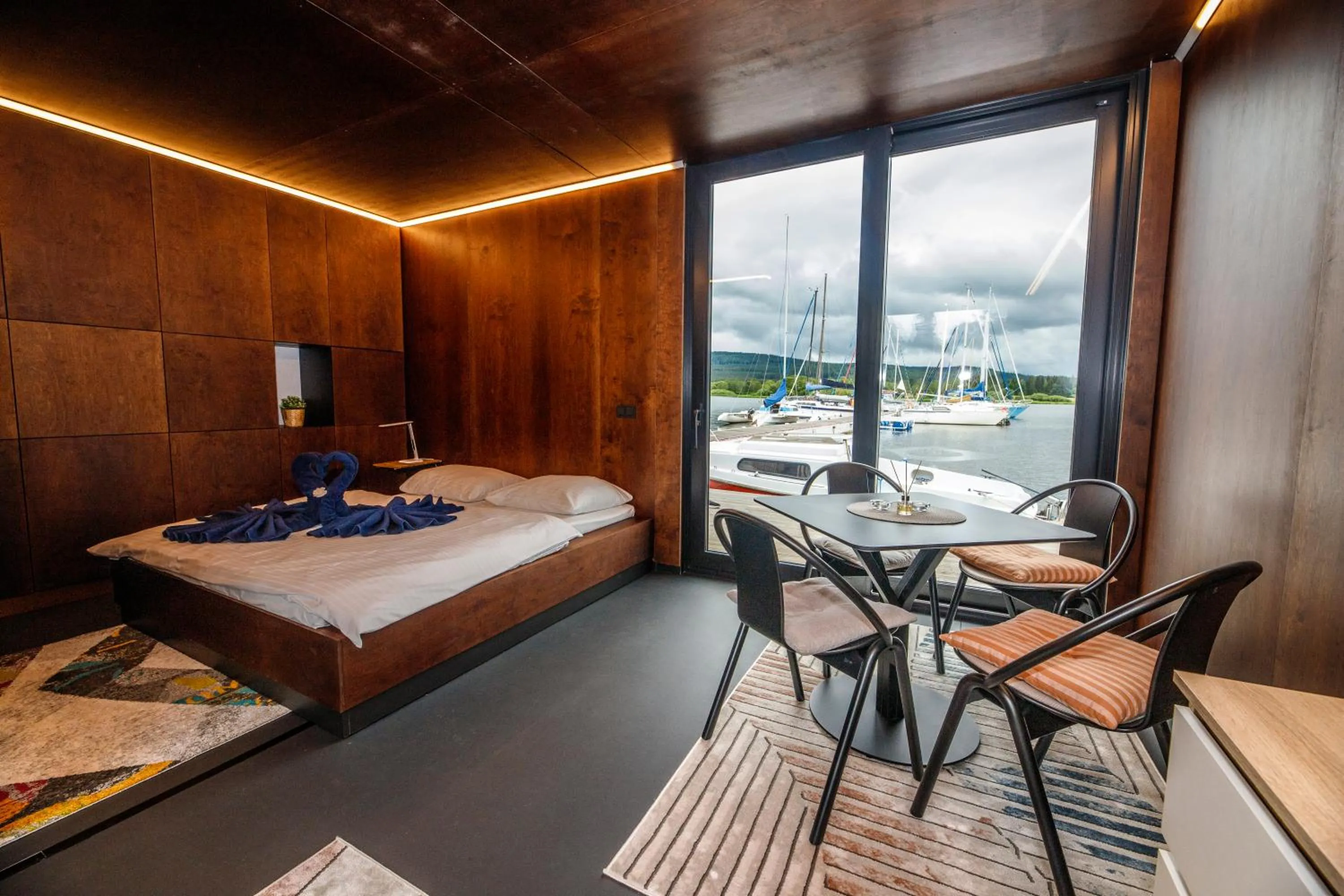 Photo of the whole room, Bed in Fontána Lipno