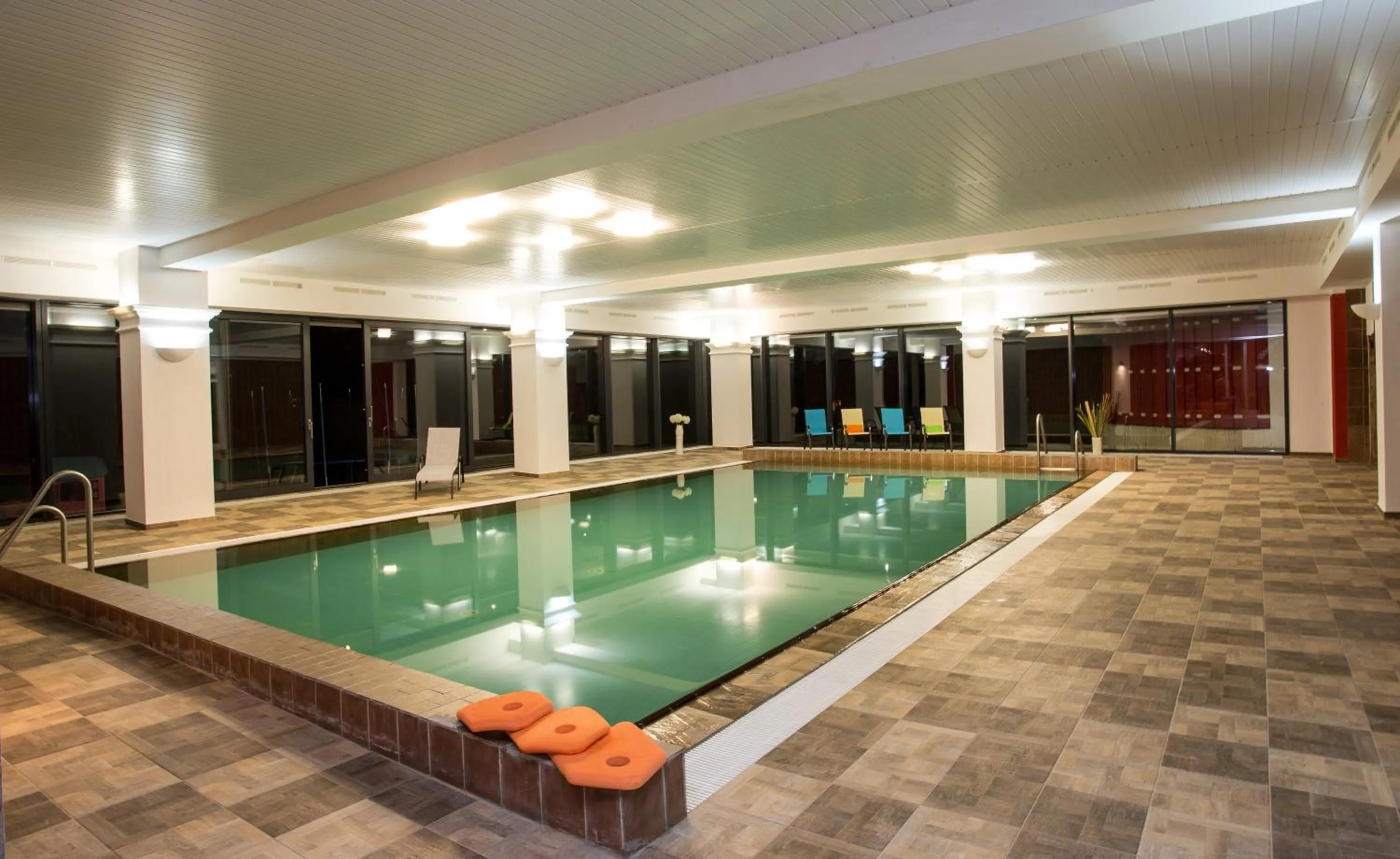 Swimming pool in Fontána Lipno