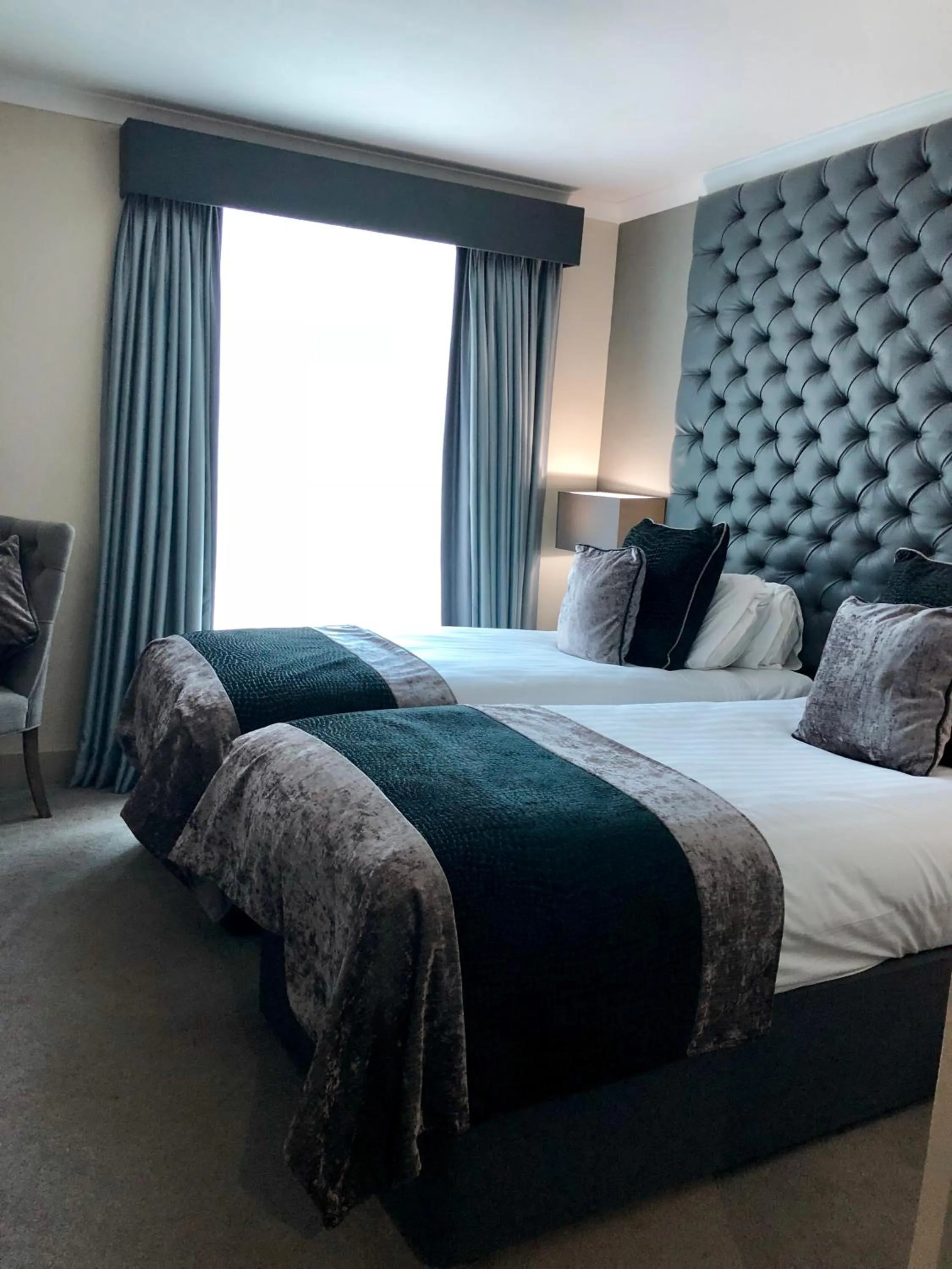 Photo of the whole room, Bed in The Continental Hotel, Heathrow