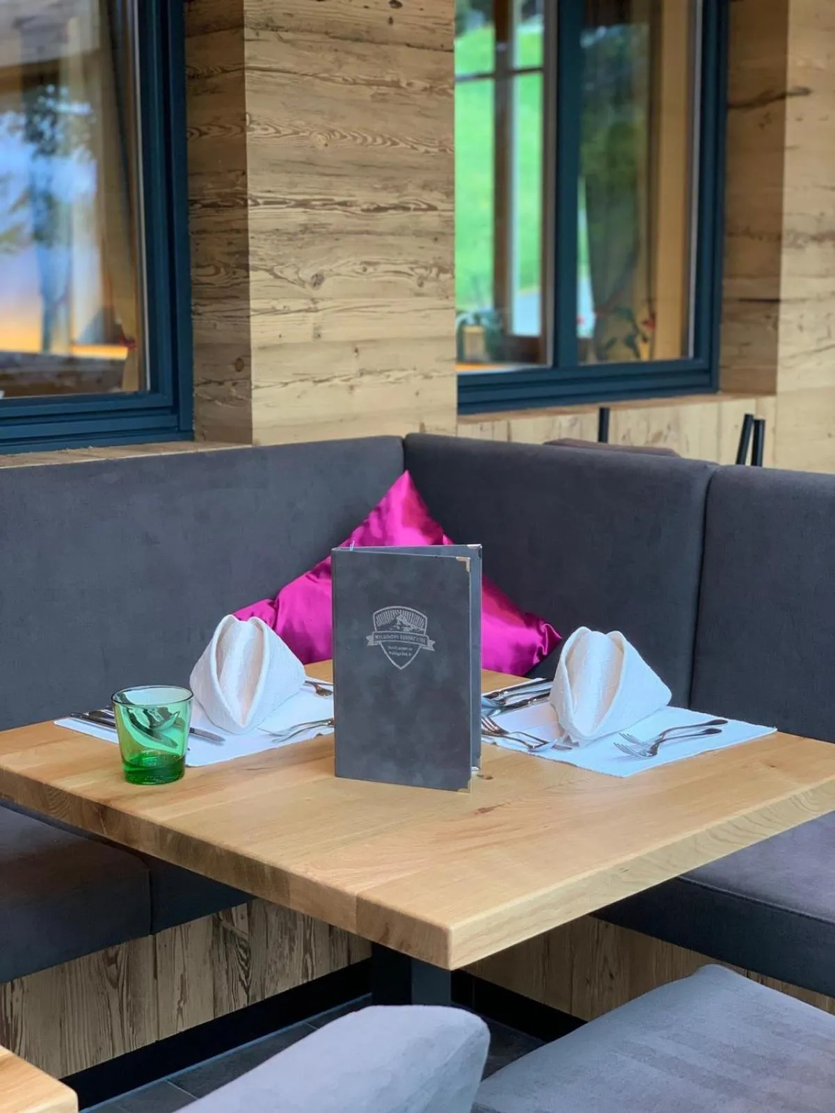 Restaurant/places to eat in Hotel Walisgaden superior