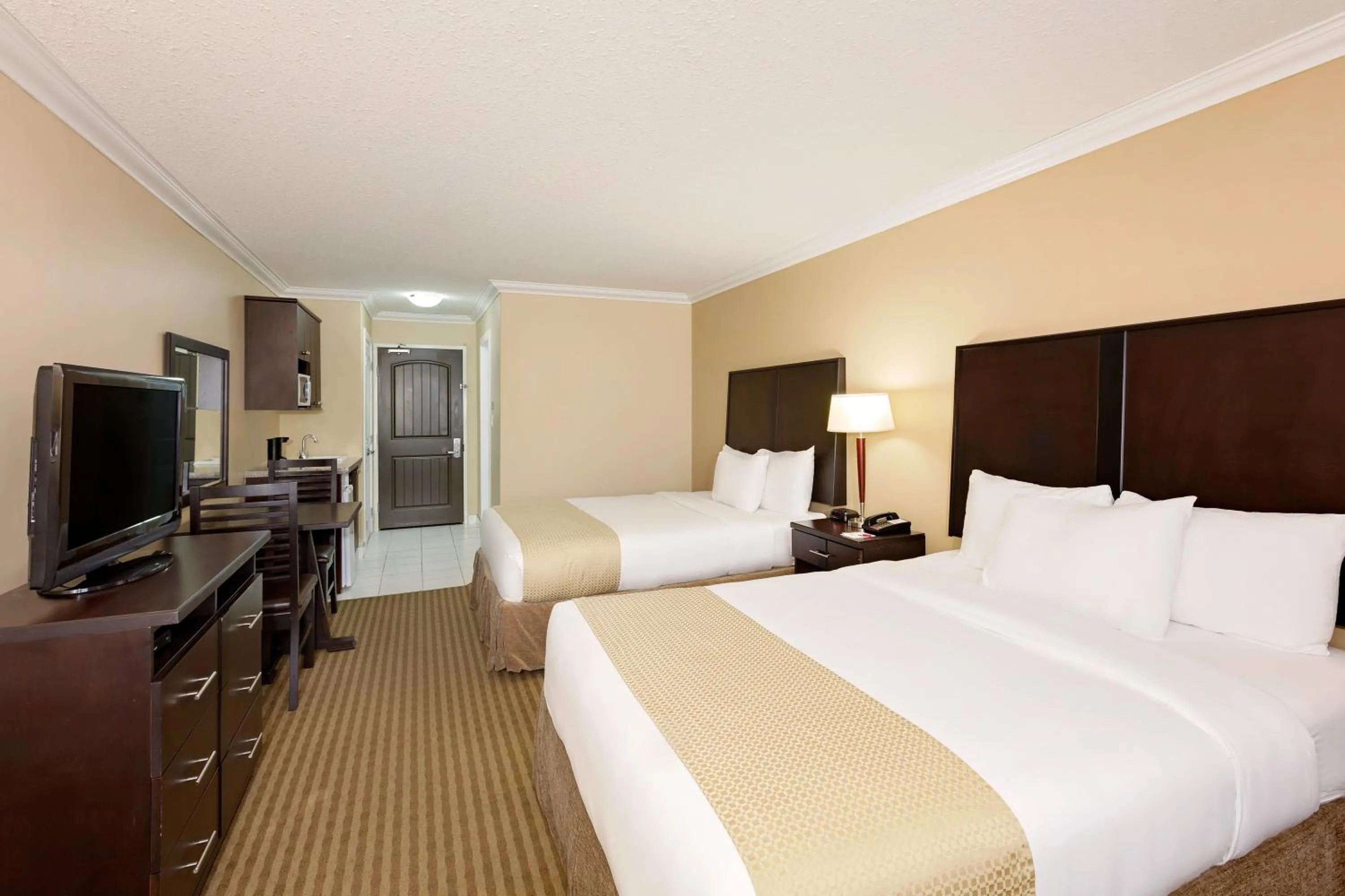 Bedroom, Bed in Ramada by Wyndham Cold Lake