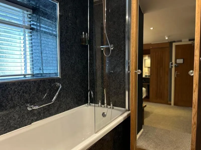 Bathroom in Royal Oak Appleby