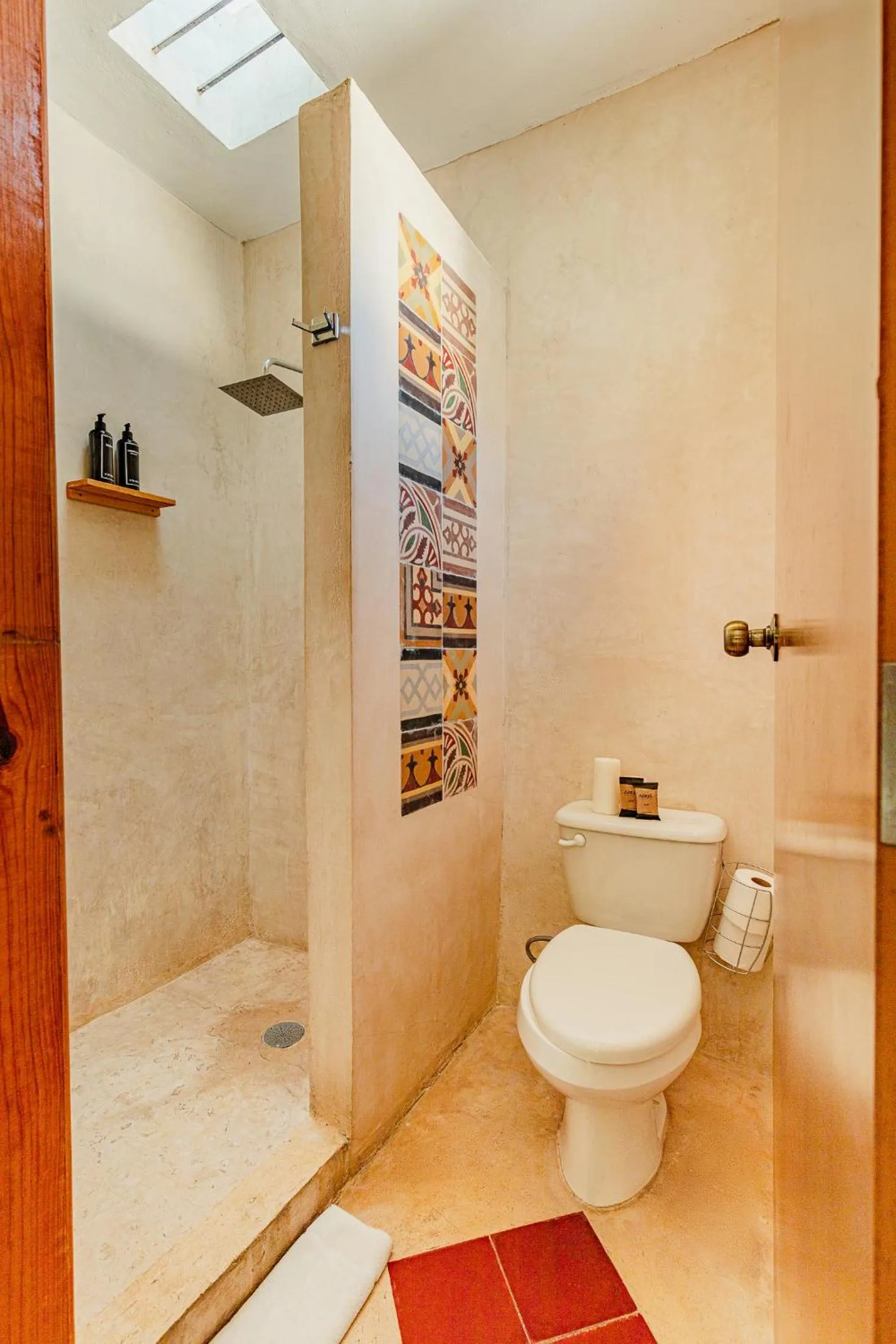 Shower in Che Nomadas Mérida Hostel