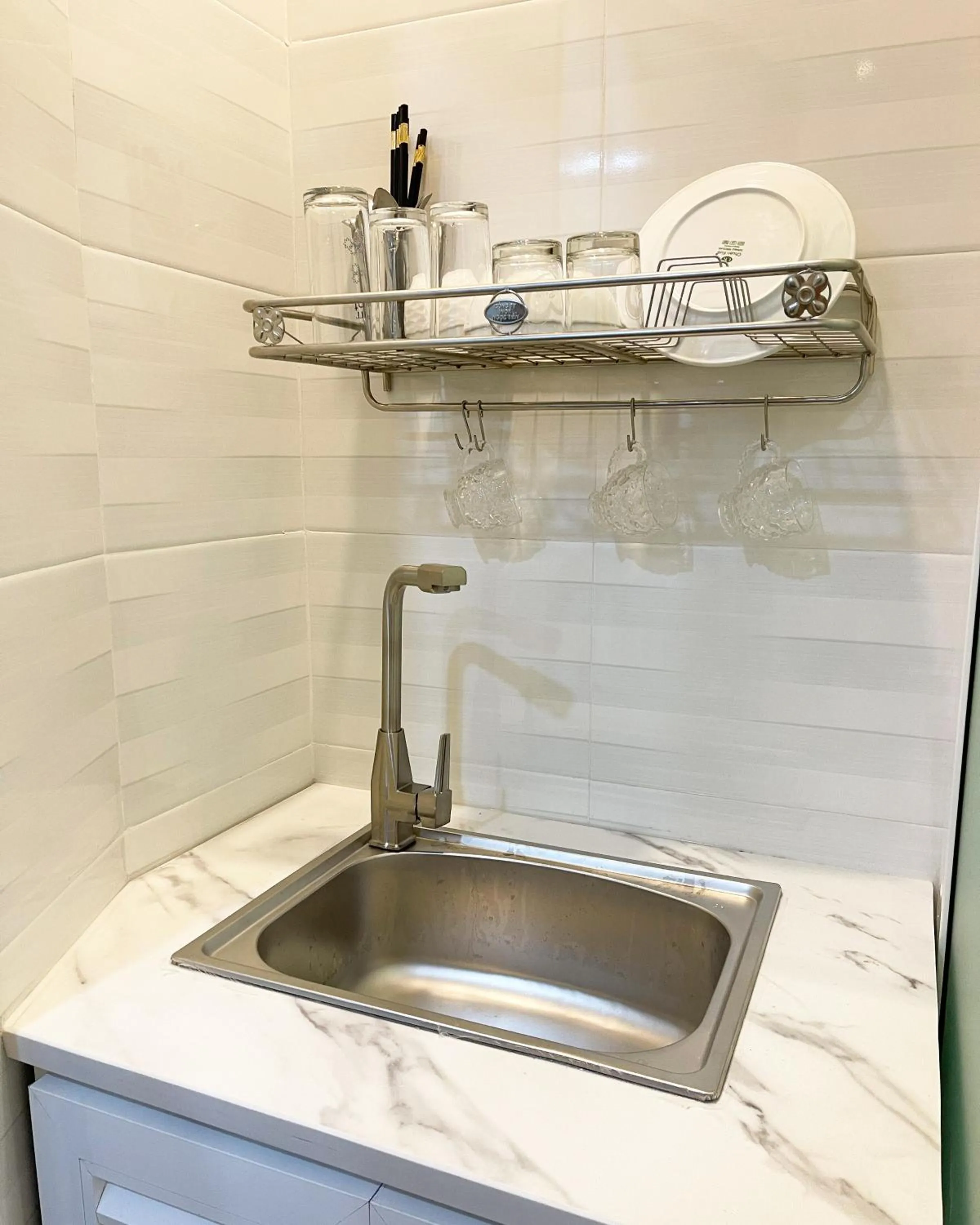 Street View Hotel & Apartment