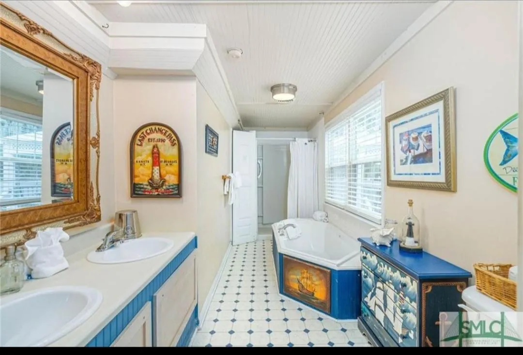 Tybee Island Inn Bed & Breakfast