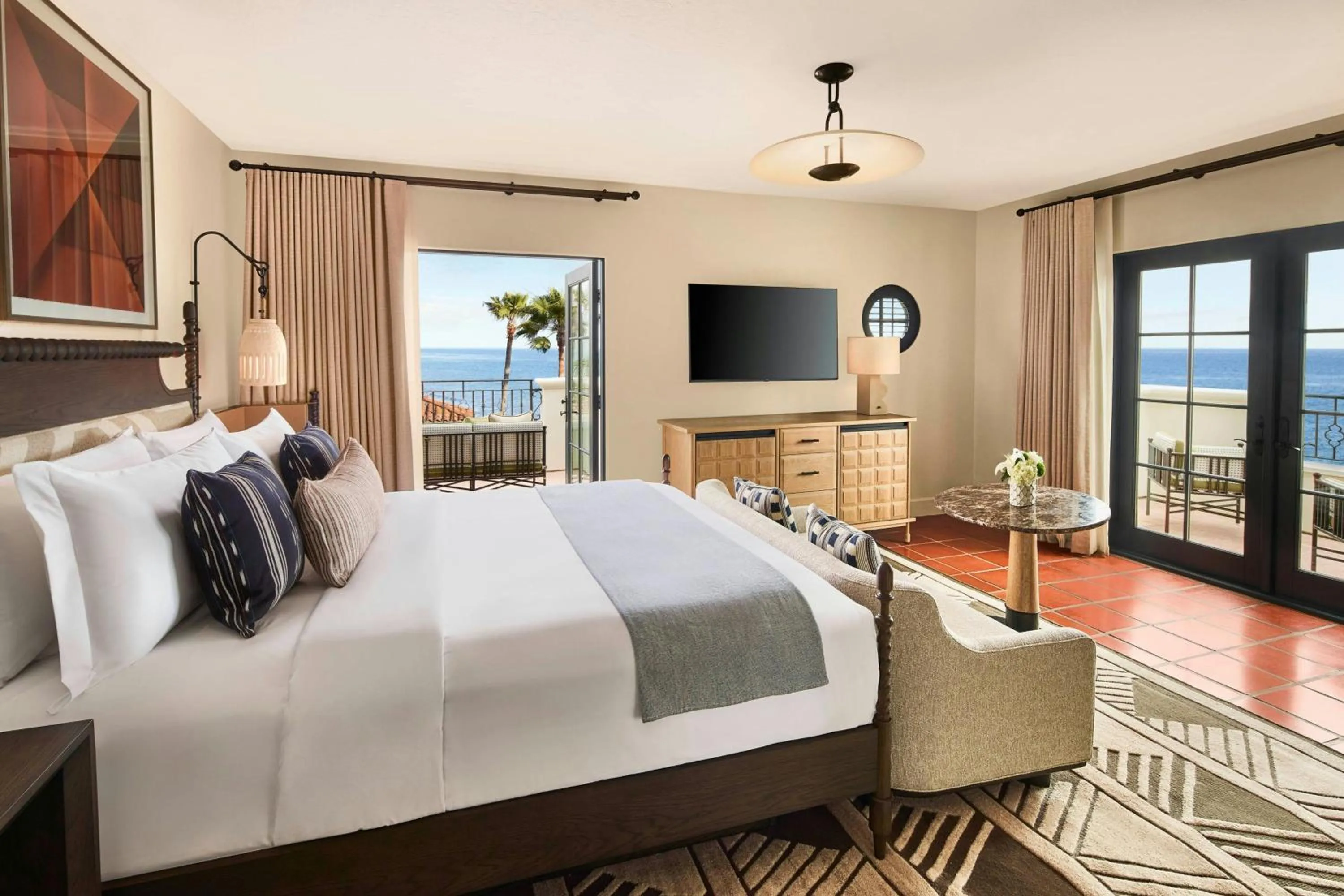 Photo of the whole room, Bed in The Ritz-Carlton Bacara, Santa Barbara