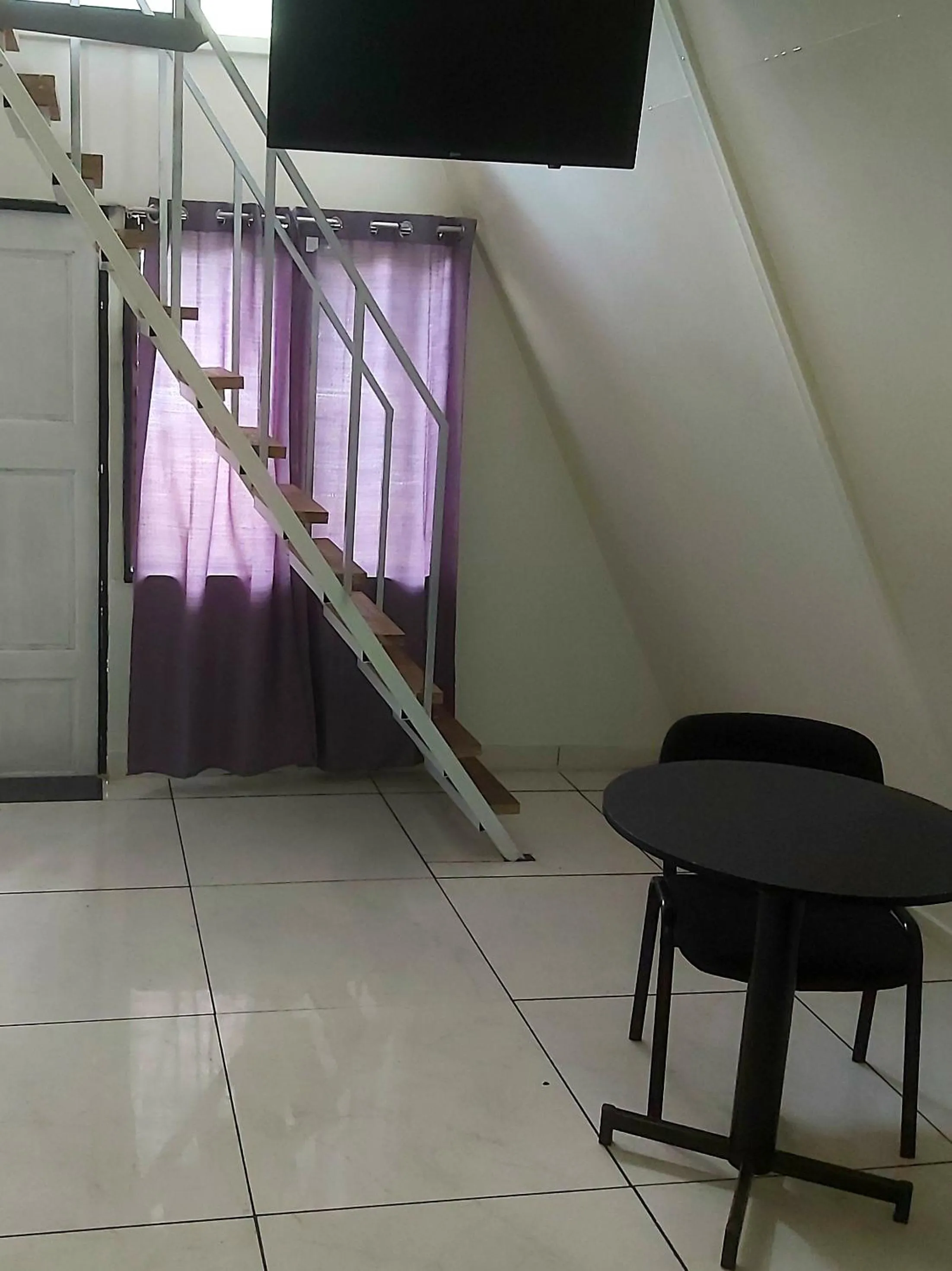 TV and multimedia in Hotel Monte Campana Heredia