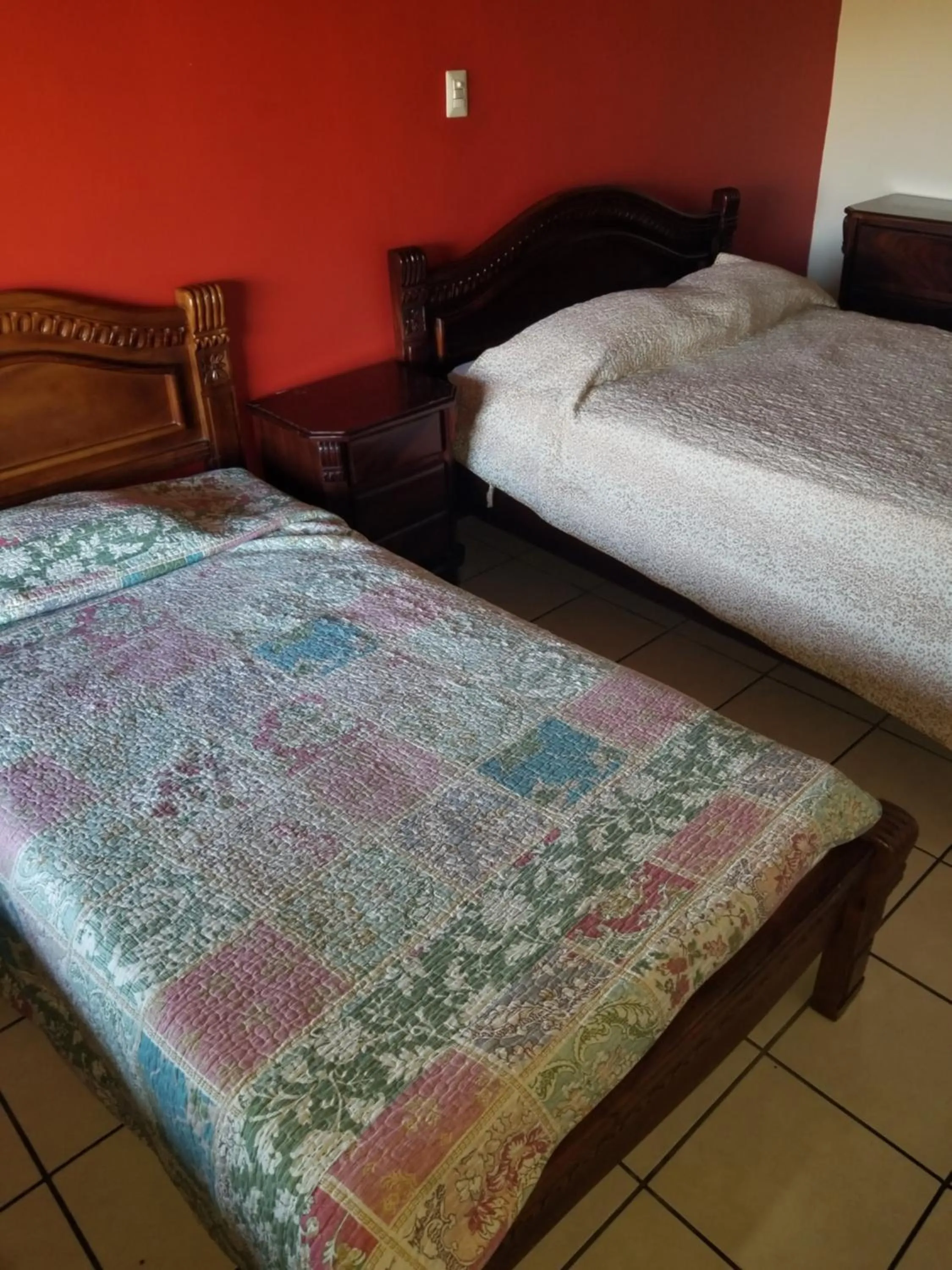 Bed in Hotel Monte Campana Heredia