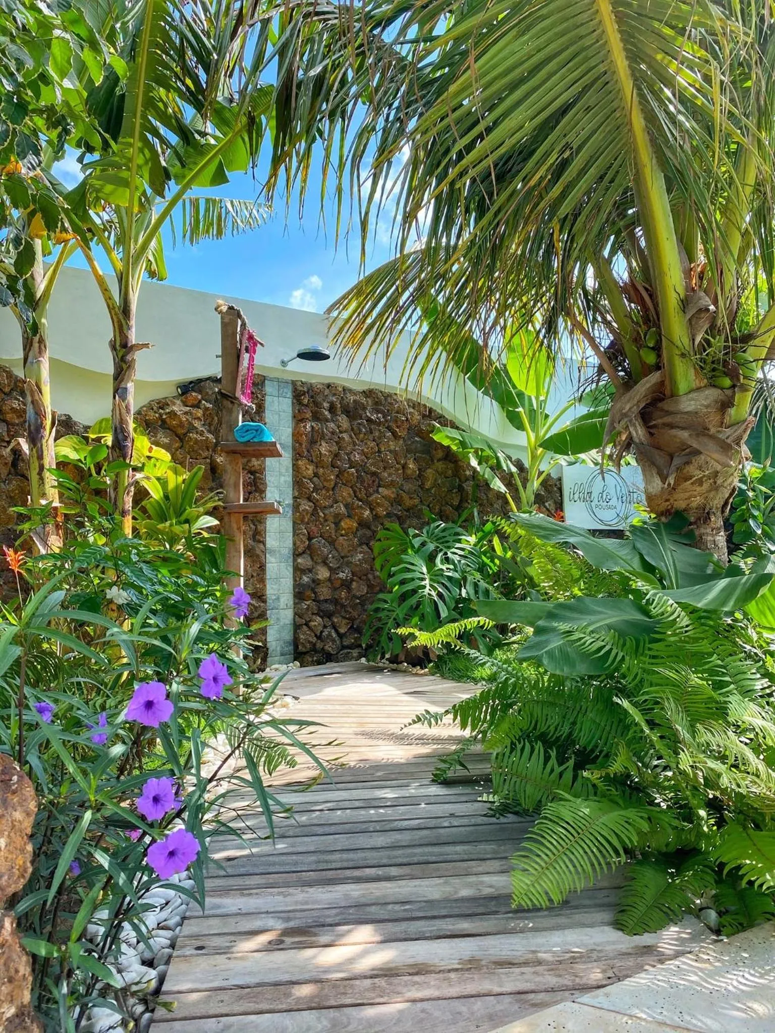 Garden in Pousada Ilha do Vento