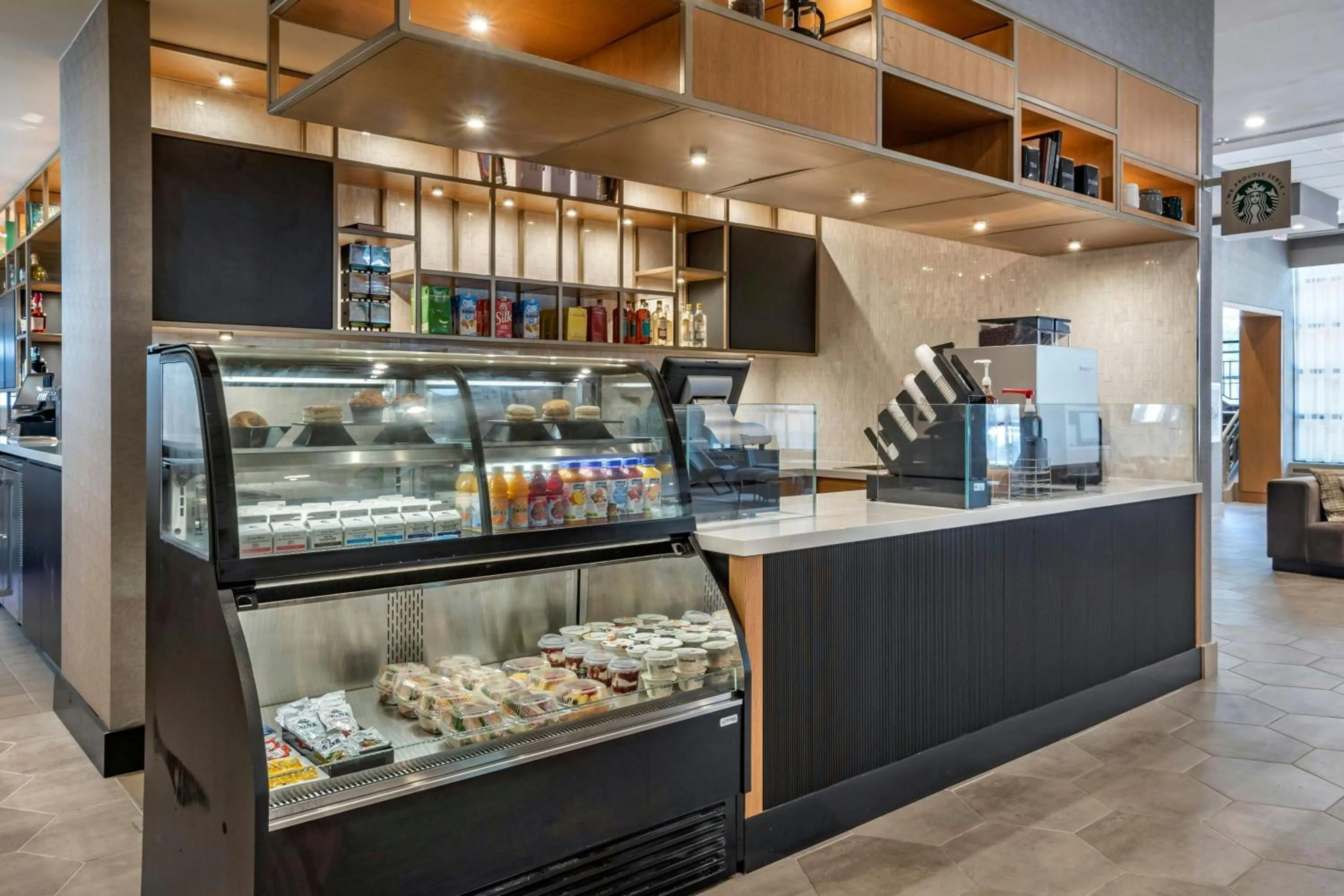 Lounge or bar in Sheraton Suites Wilmington Downtown