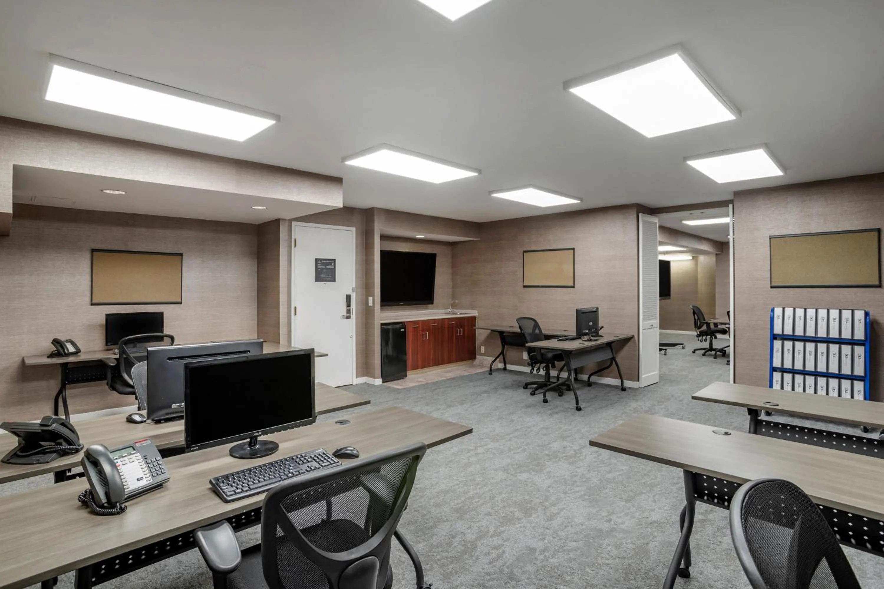 Meeting/conference room in Sheraton Suites Wilmington Downtown