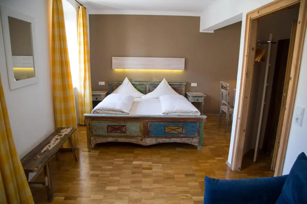 Bed in Landhotel Battenheimer Hof