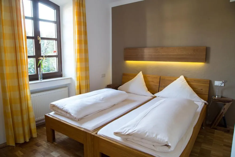 Bed in Landhotel Battenheimer Hof