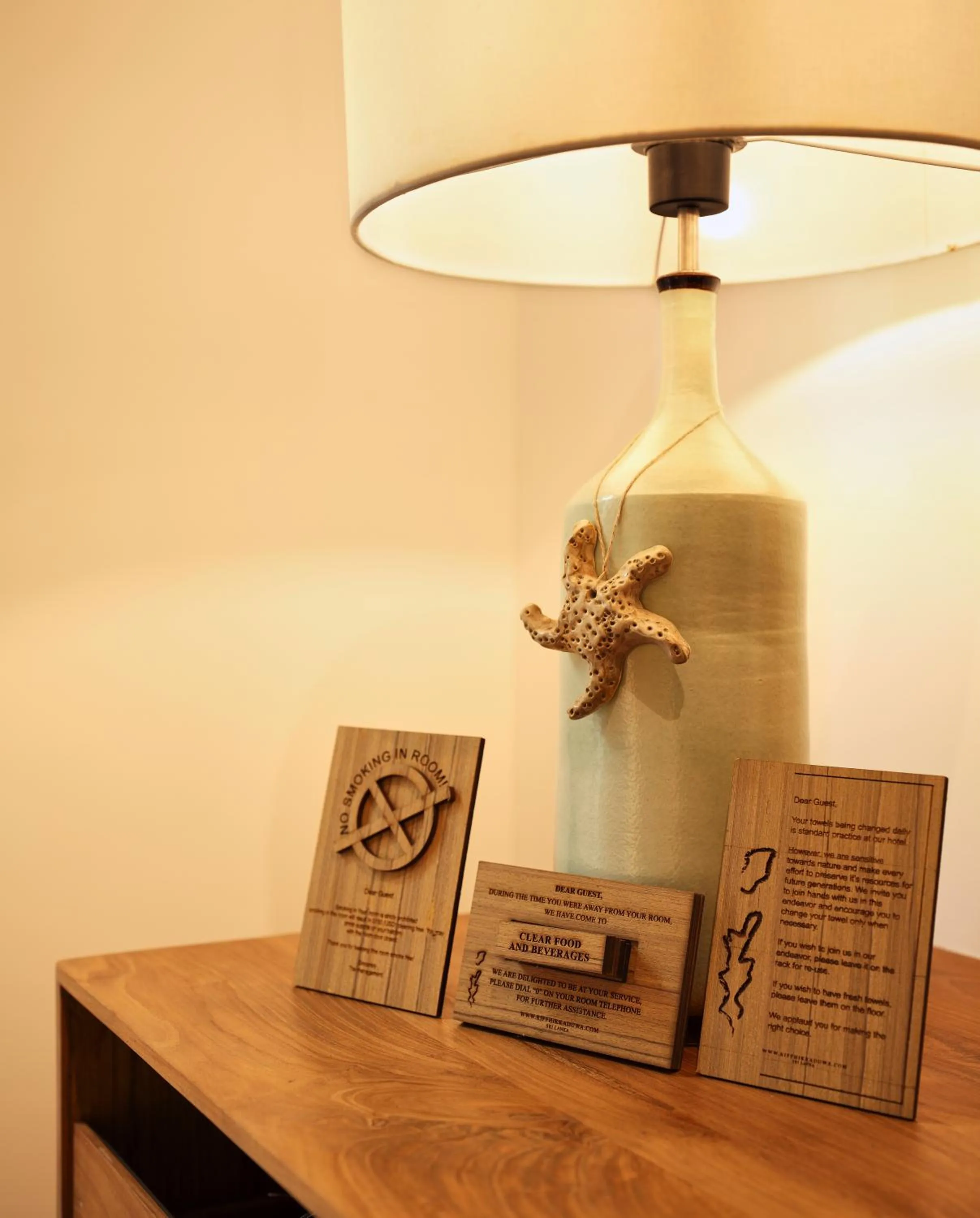 Logo/Certificate/Sign in Riff Hikkaduwa