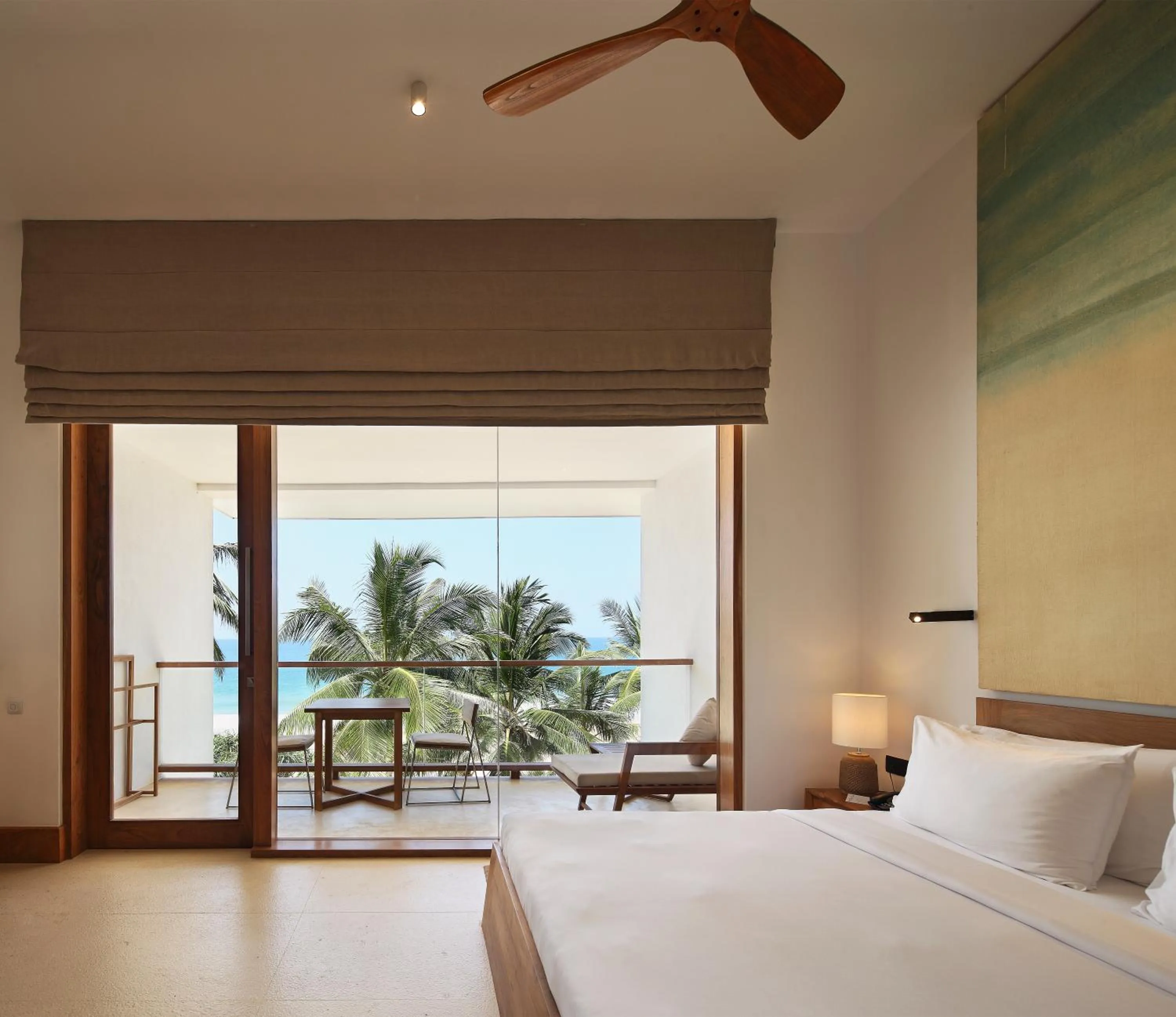 Sea view, Bed in Riff Hikkaduwa