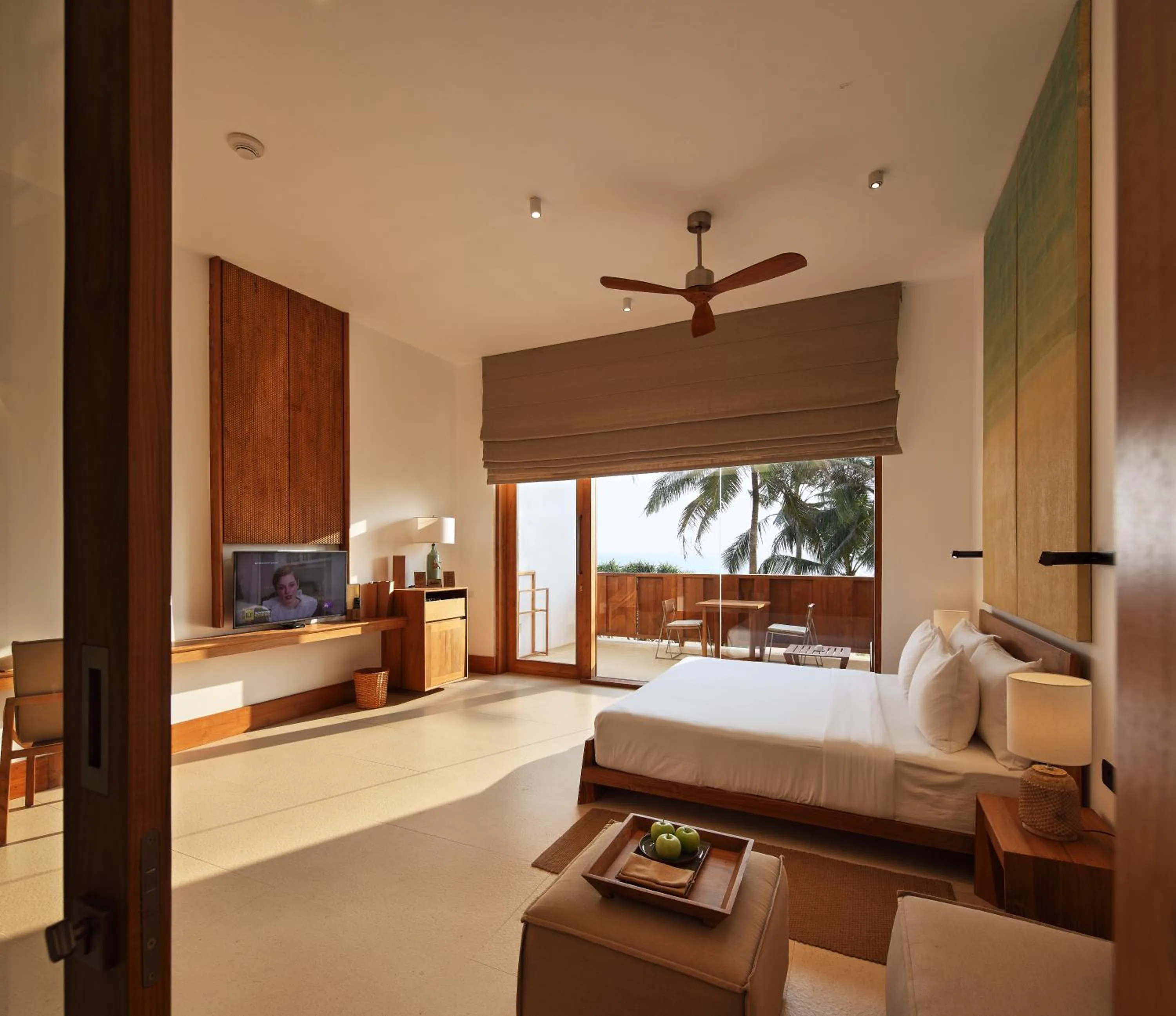 Photo of the whole room, Bed in Riff Hikkaduwa