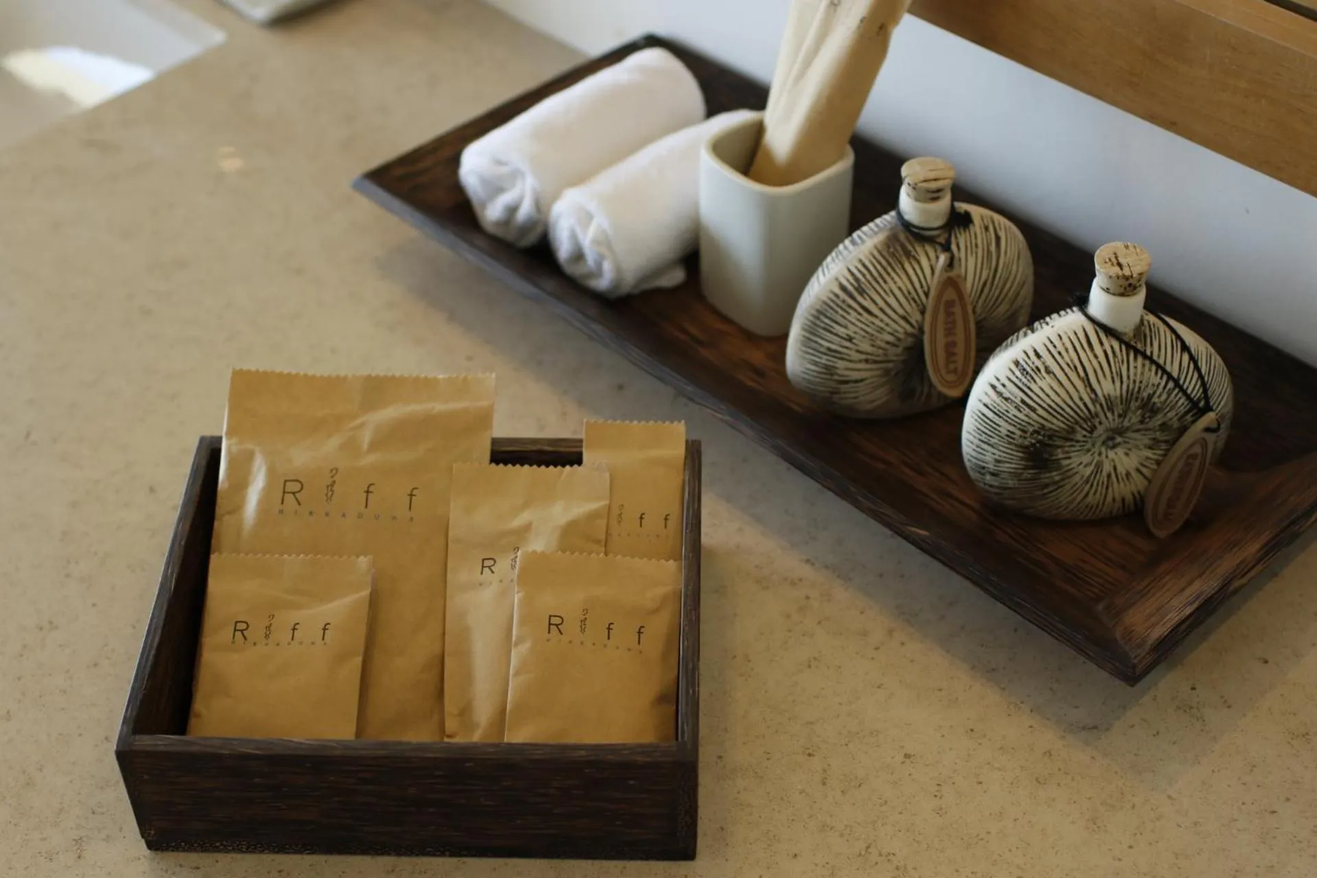 Shower in Riff Hikkaduwa