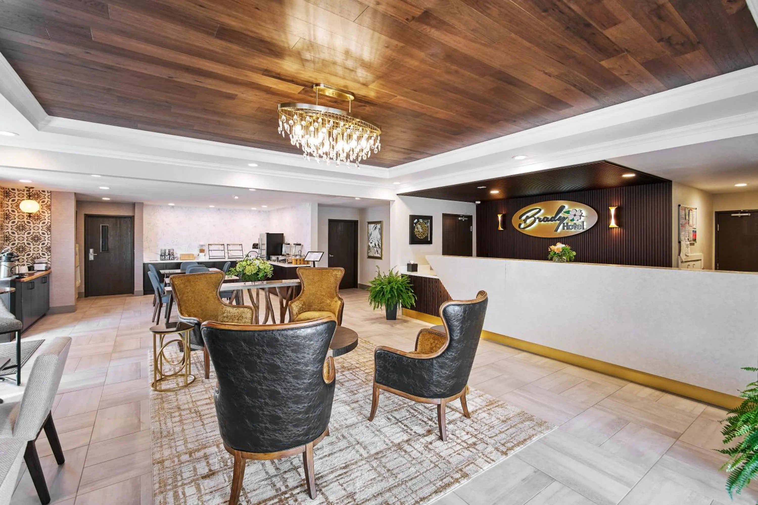 Lobby or reception in Brady Hotel