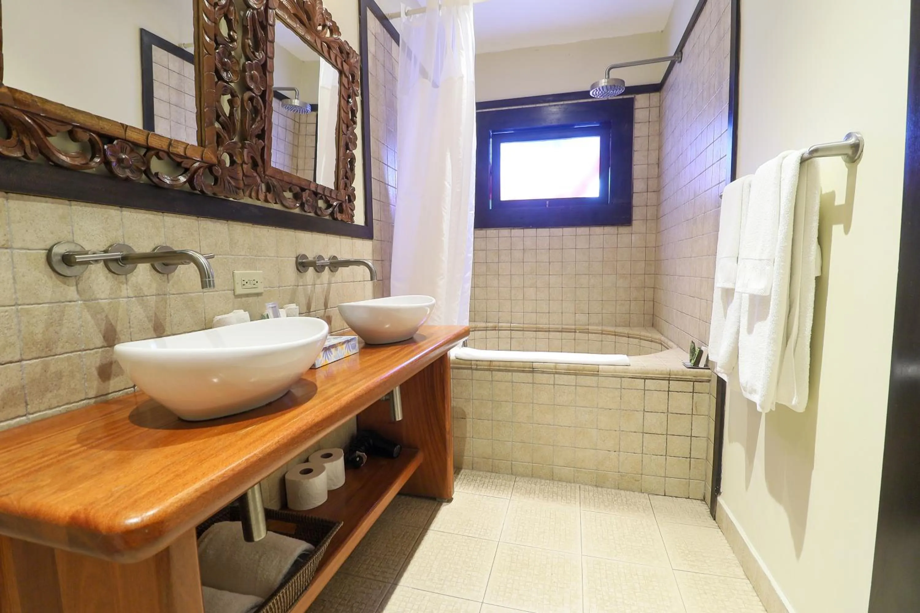 Bathroom in The Riverside Inn