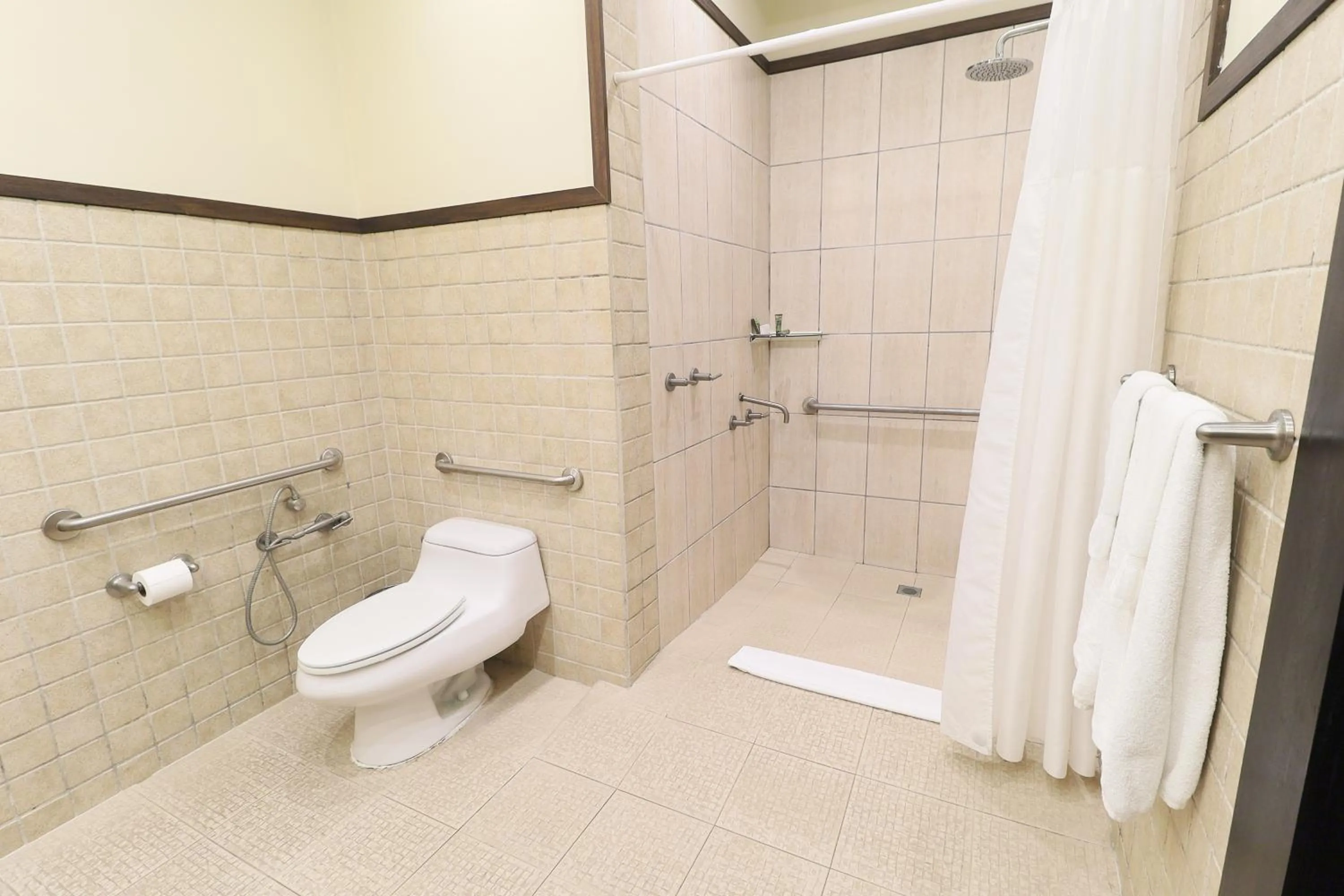 Bathroom in The Riverside Inn