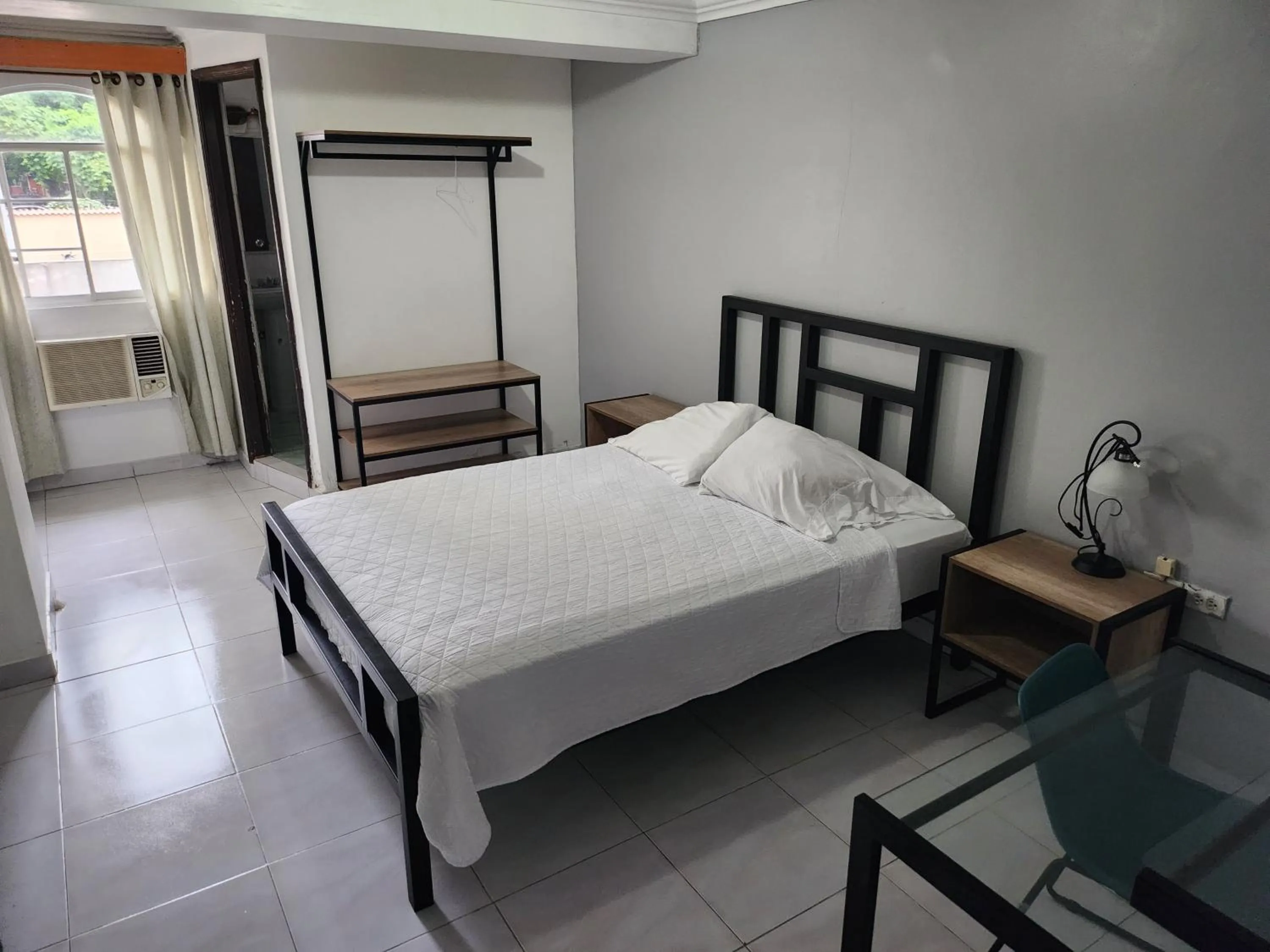 Bed in Hotel Via Espana