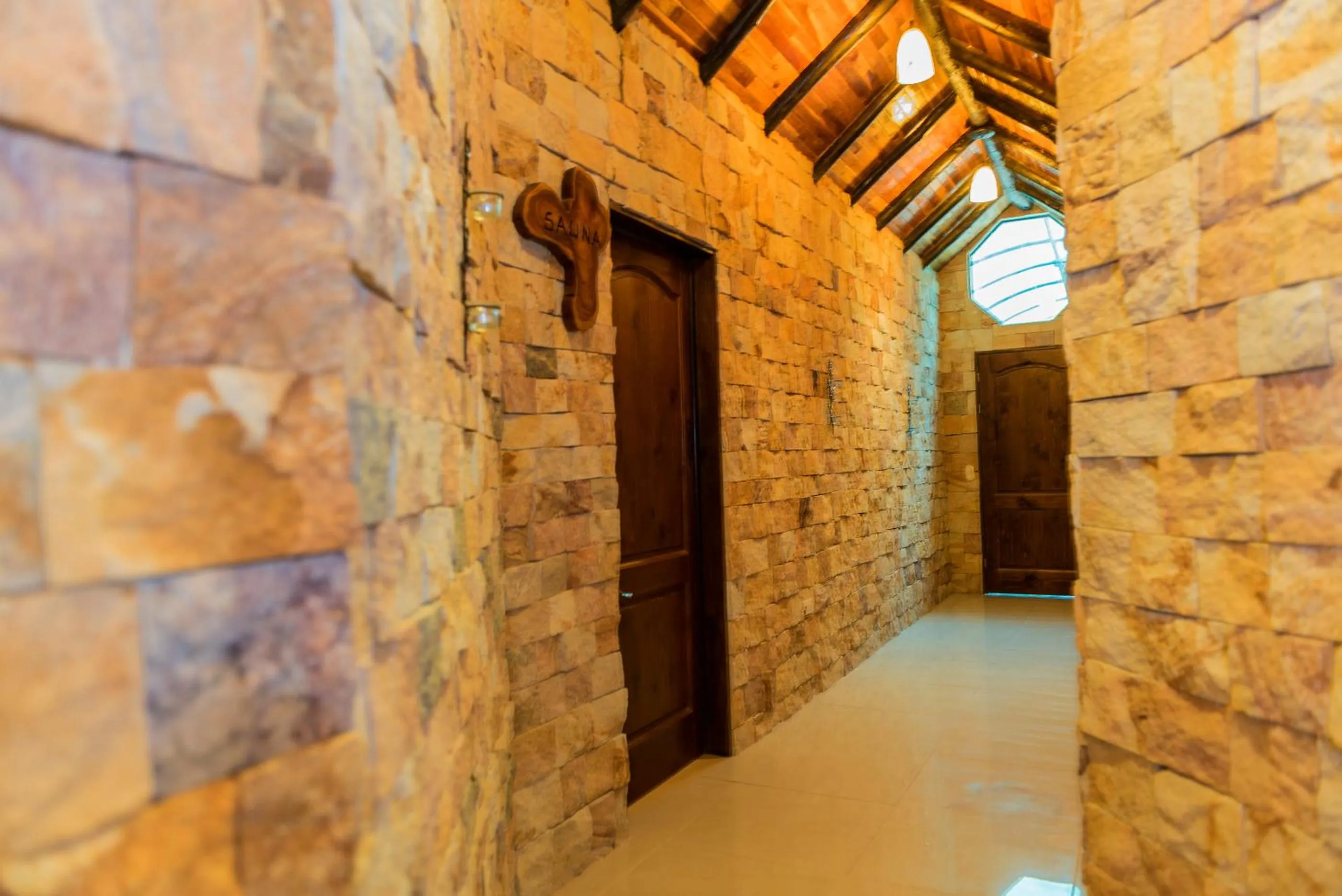 Massage in Hotel San Bada Resort & Spa