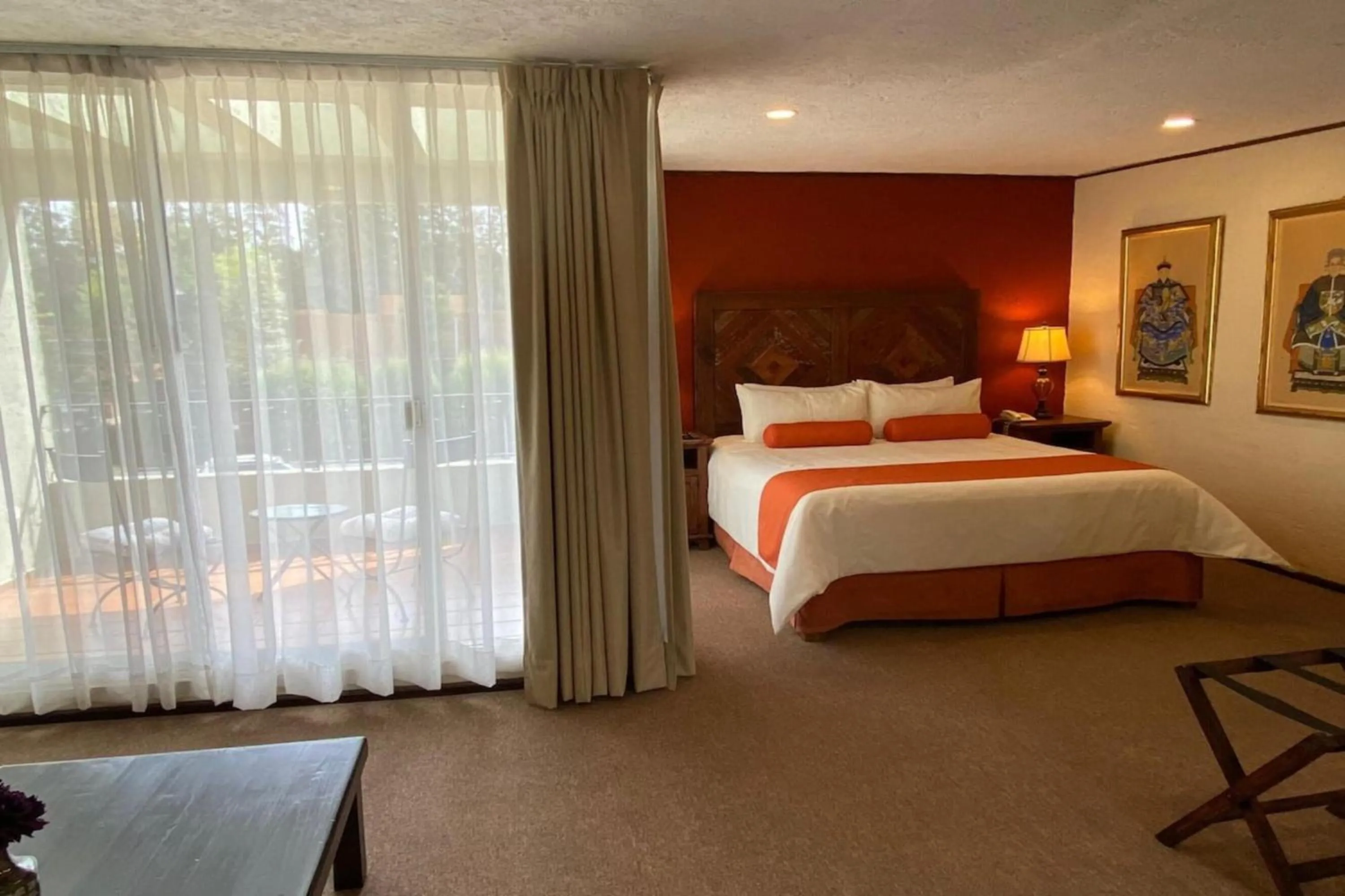 Bedroom, Bed in Capital O Hotel La Huerta Golf & Hotel, Cholula