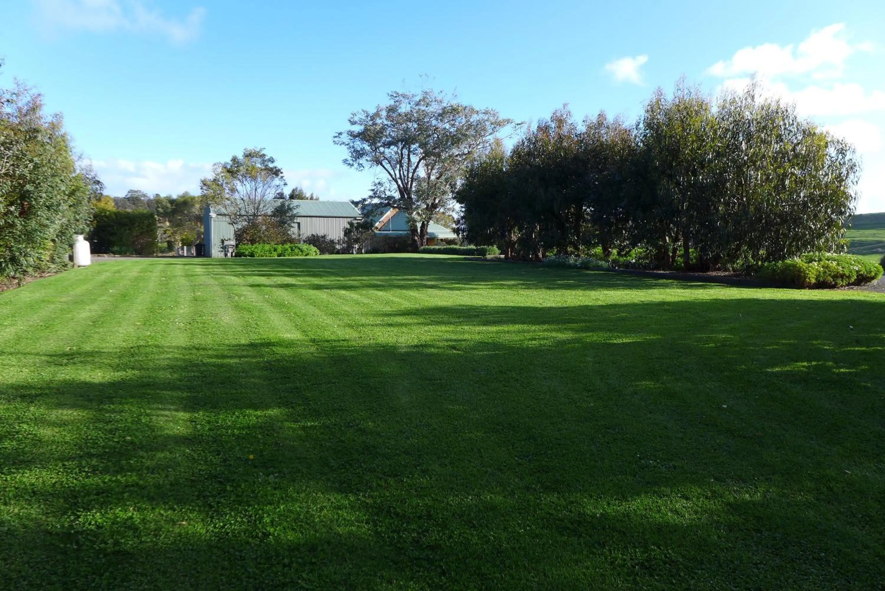 Garden in Daysy Hill Country Cottages