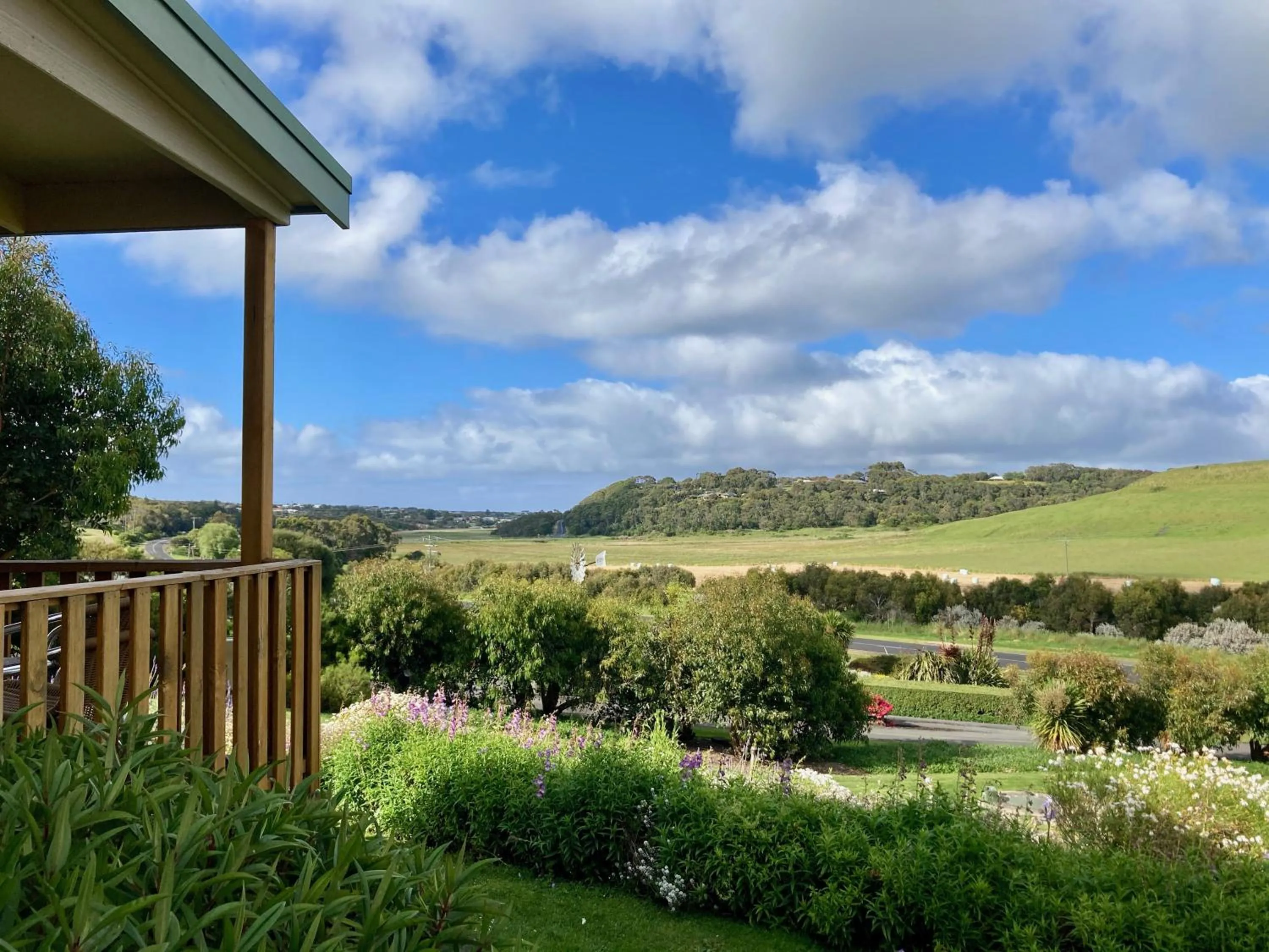 Garden view in Daysy Hill Country Cottages