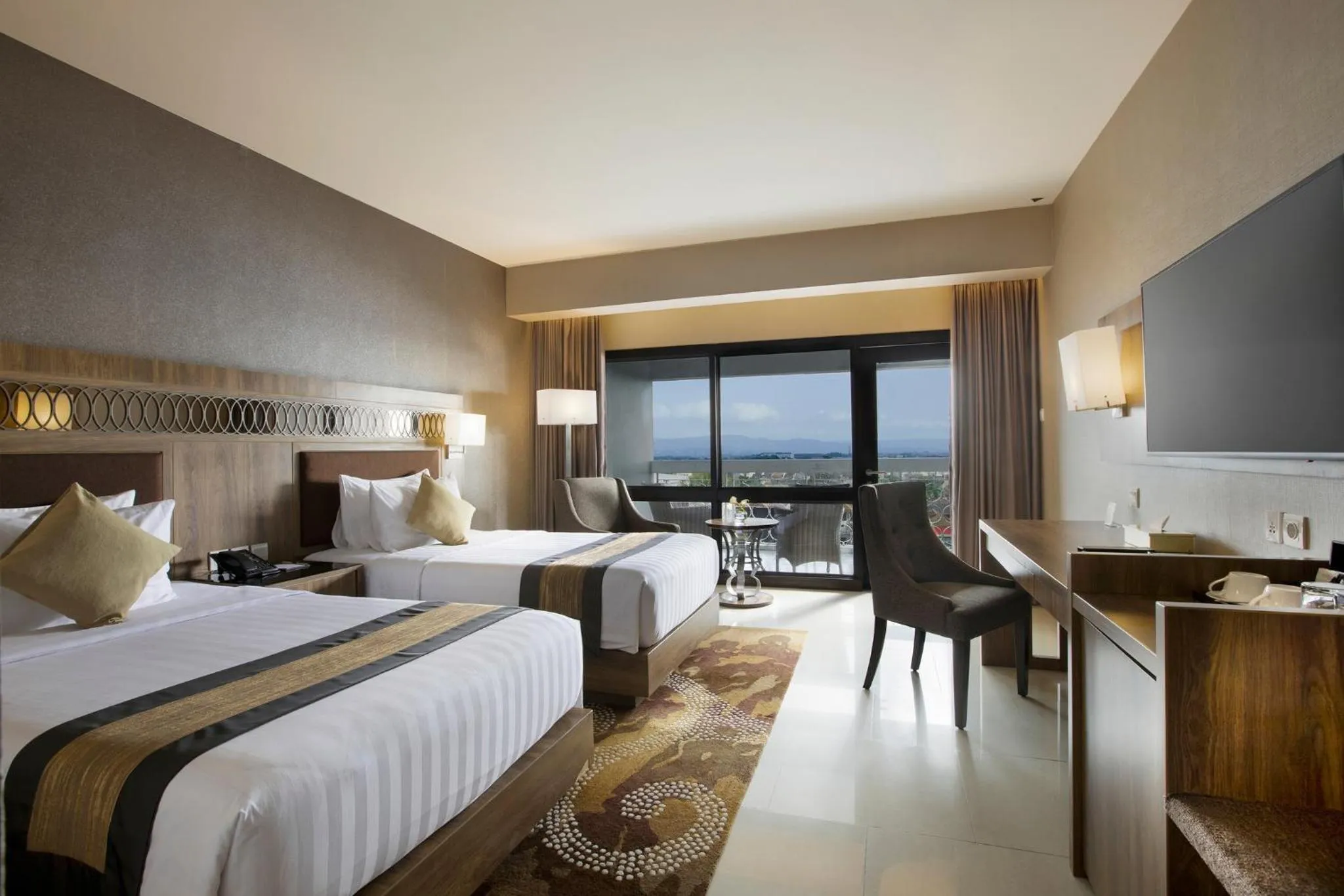 Bed in Royal Ambarrukmo Yogyakarta