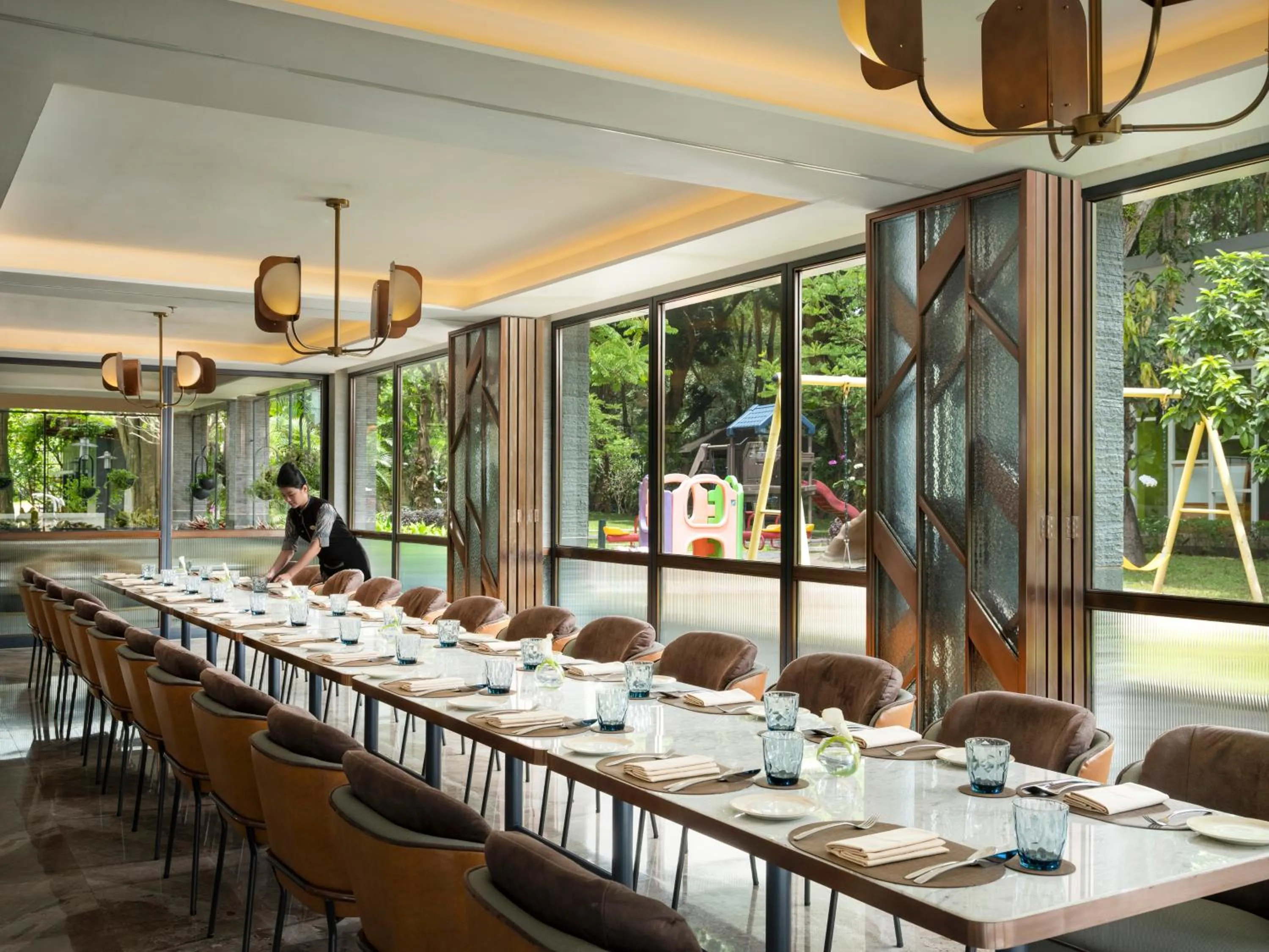 Restaurant/places to eat in Royal Ambarrukmo Yogyakarta