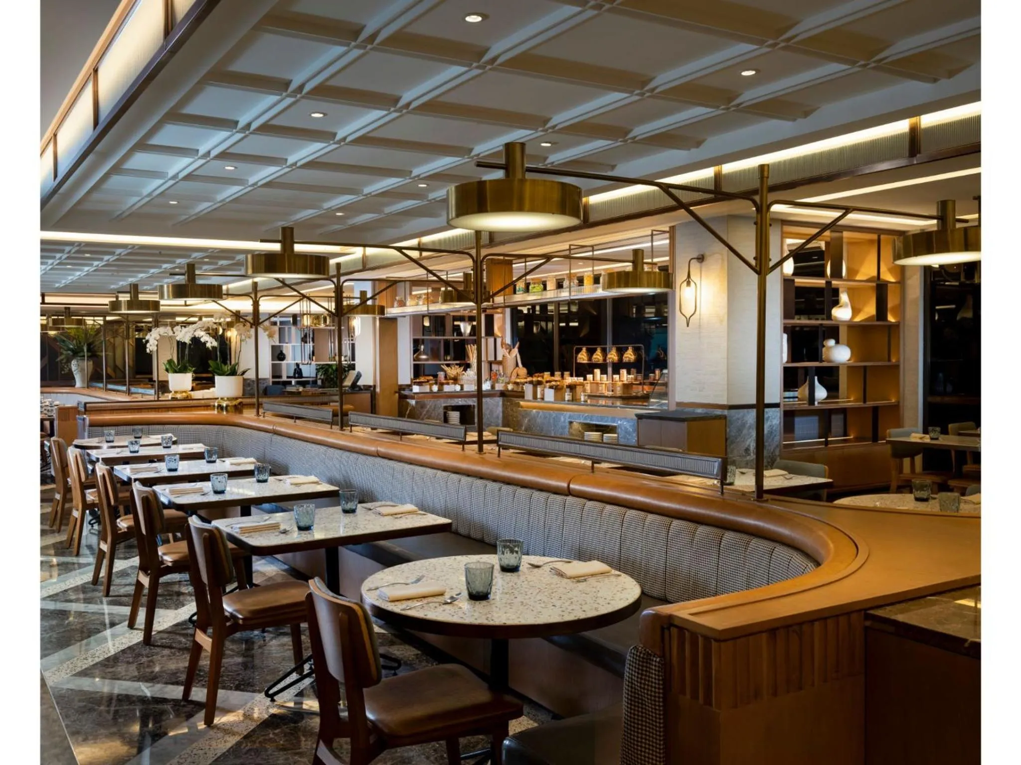 Restaurant/places to eat in Royal Ambarrukmo Yogyakarta