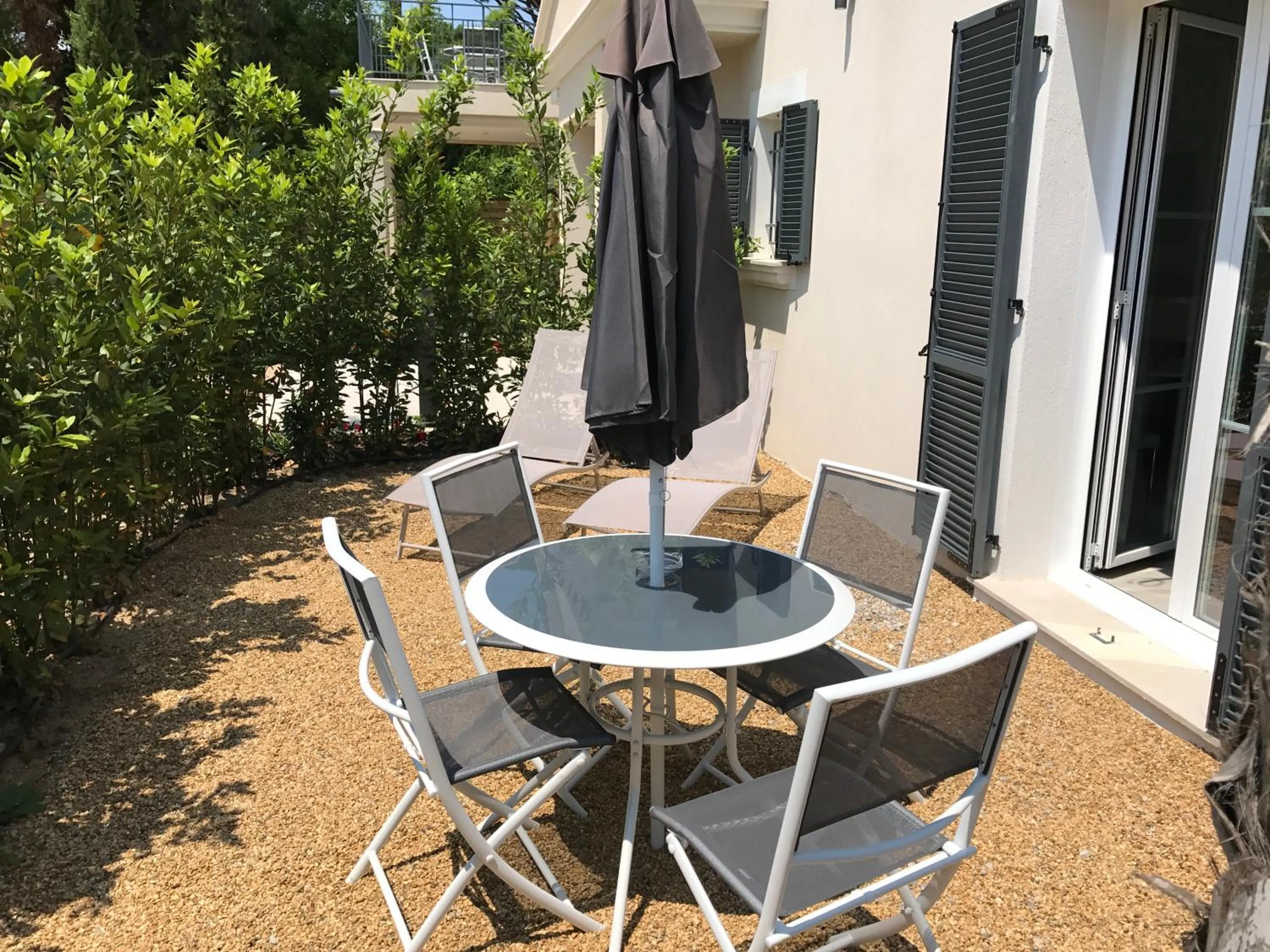 Property building in Windward